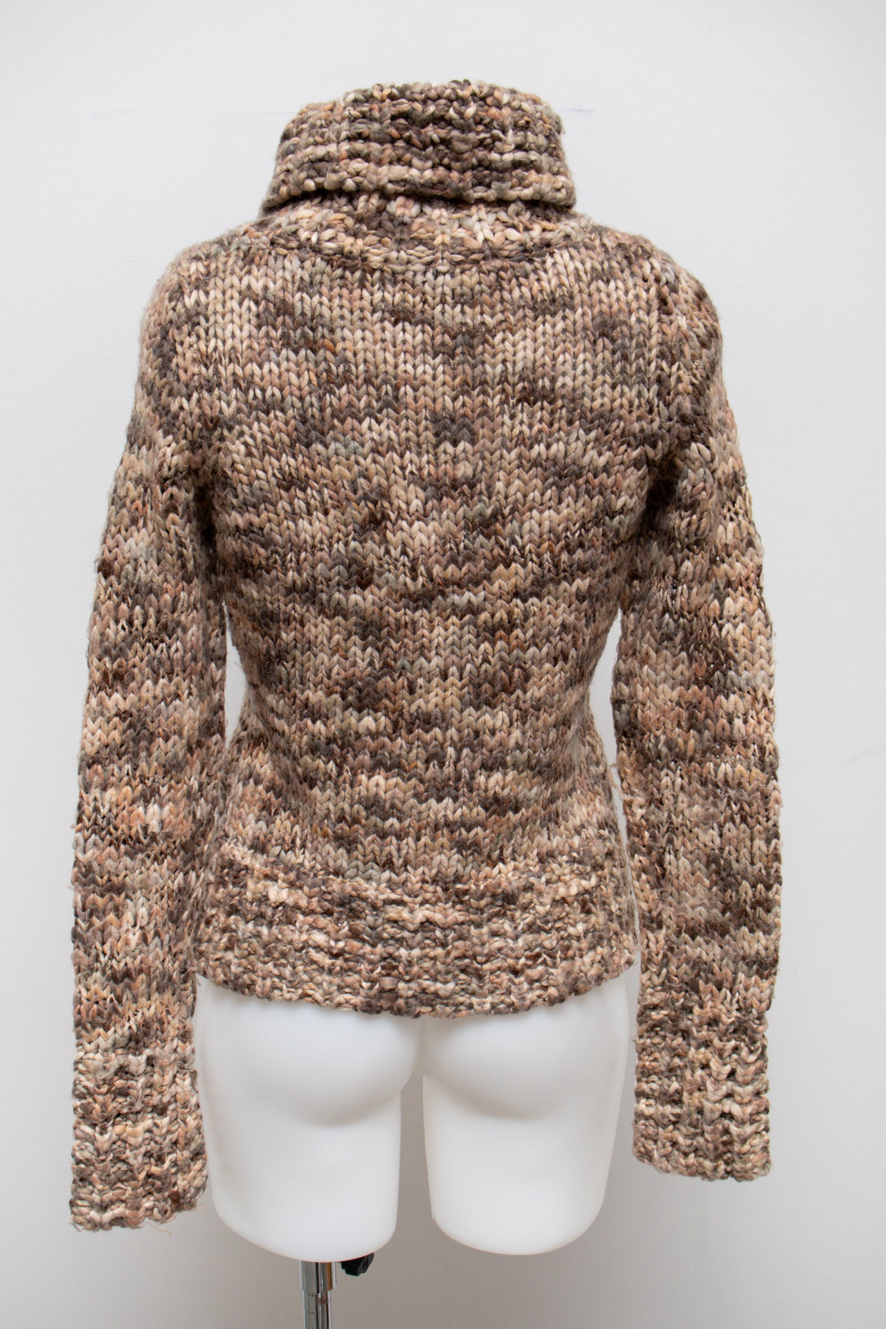 #72 Spot For You T-shirt Brown | c. 181 | Size 8