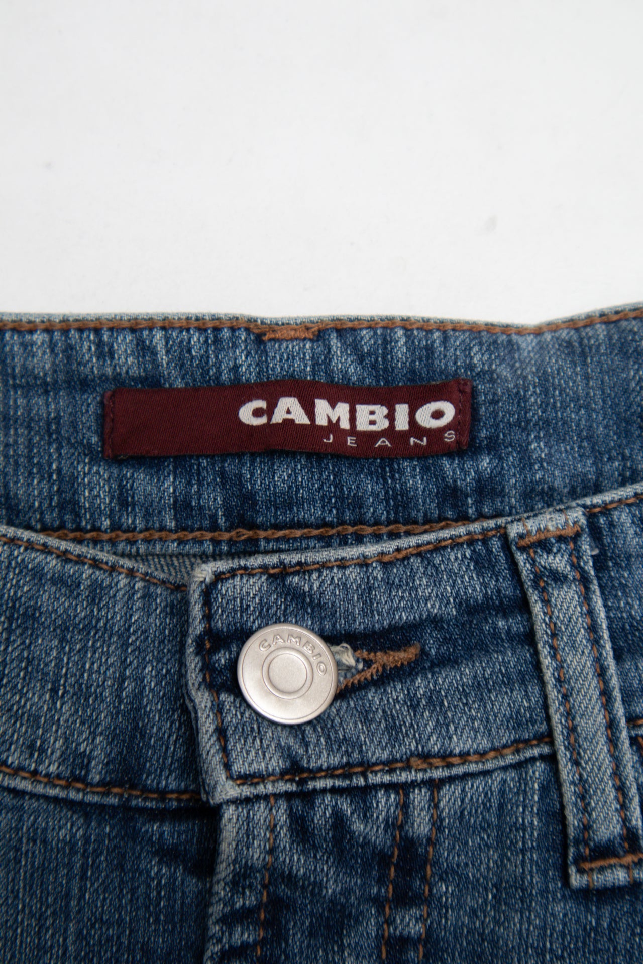 #084 Cambio Jeans Blue | c. 206 | Size 10