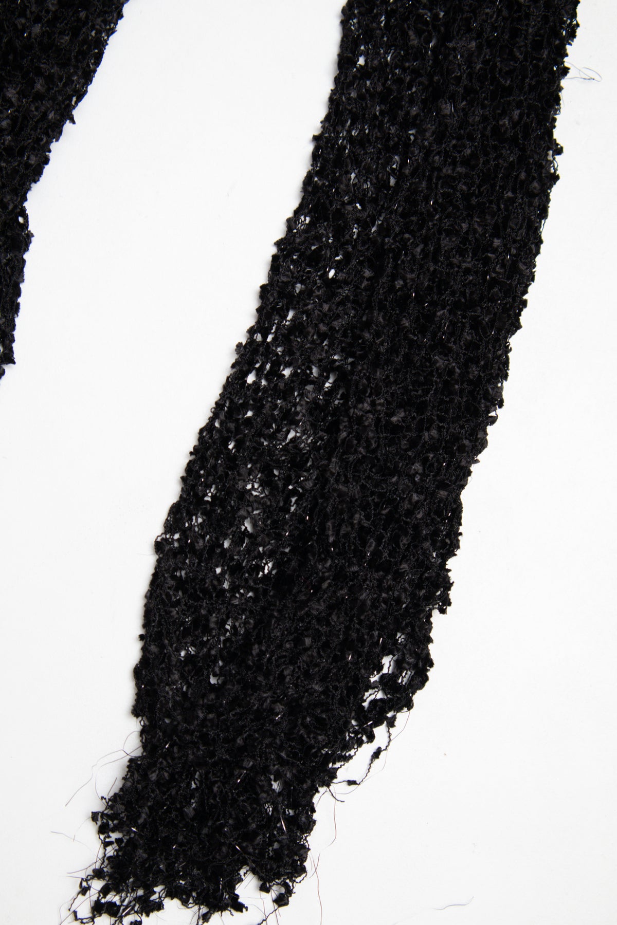 #166 Scarf Black | c. 204 | Size