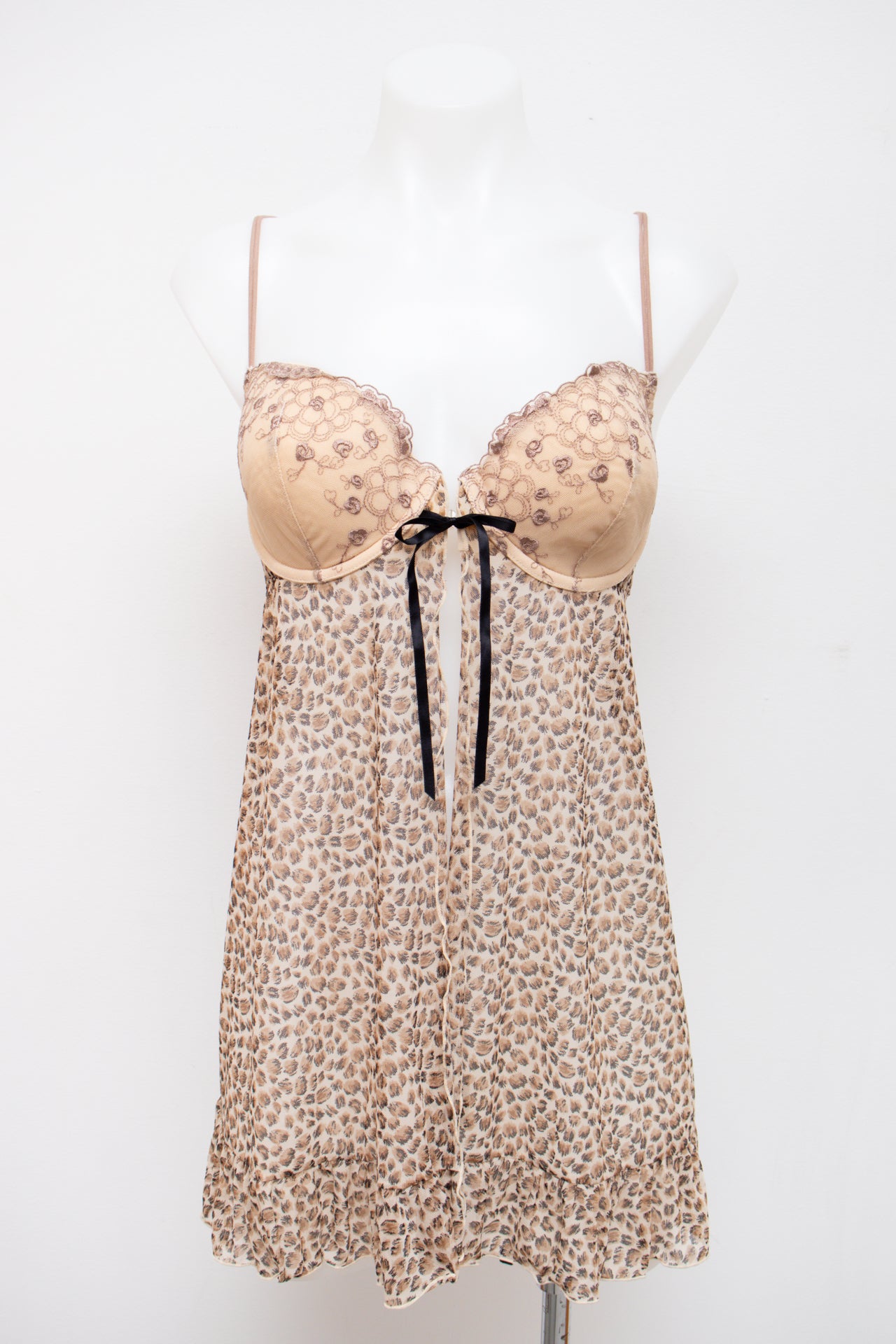 #05 Inner Secrets Camisole Brown | c. 196 | Size 14 / 16DD