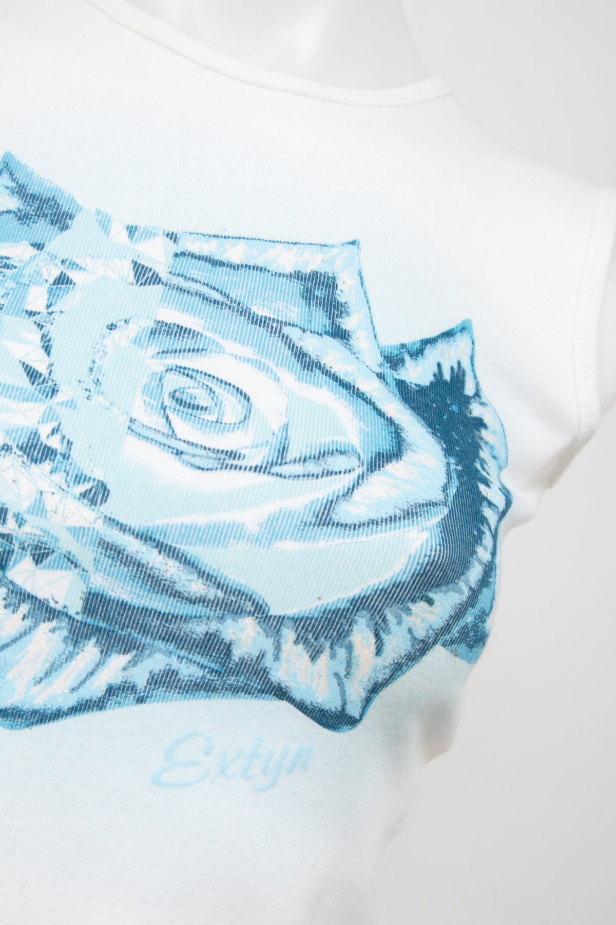 #070 Extyn T-shirt White | c. | Size 6/8