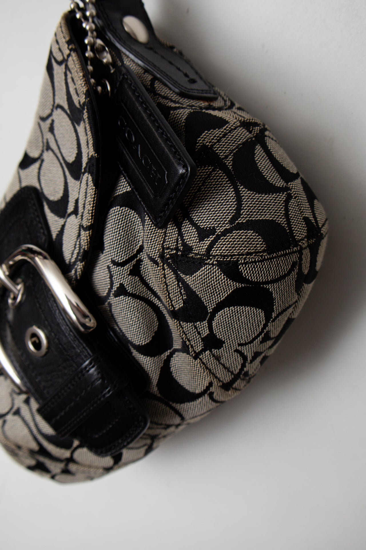 #194 Coach Soho bag Black | c. 196 | Size