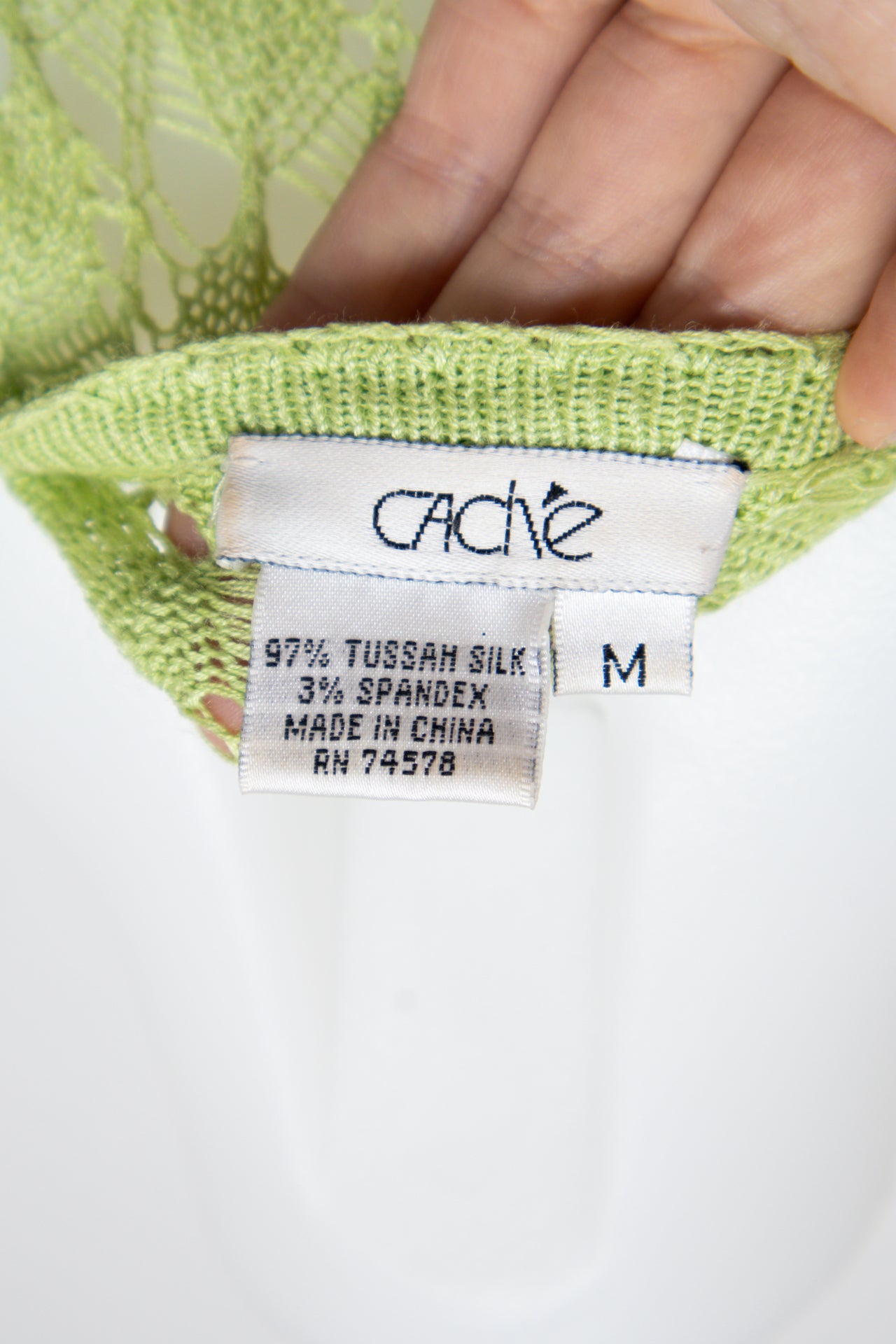 #011 Cache T-shirt Green | c. 207 | Size 10