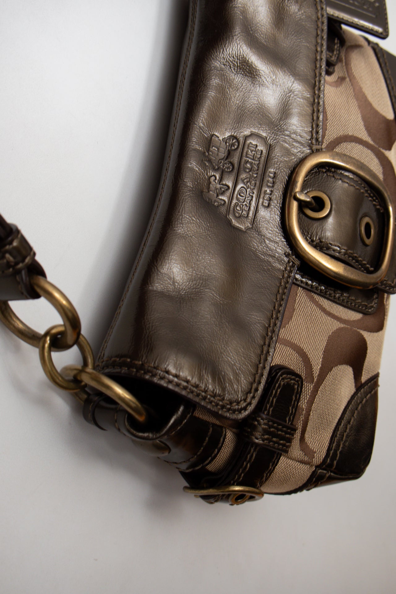 #188 Coach Shoulder Bag Brown | c. 198 | Size