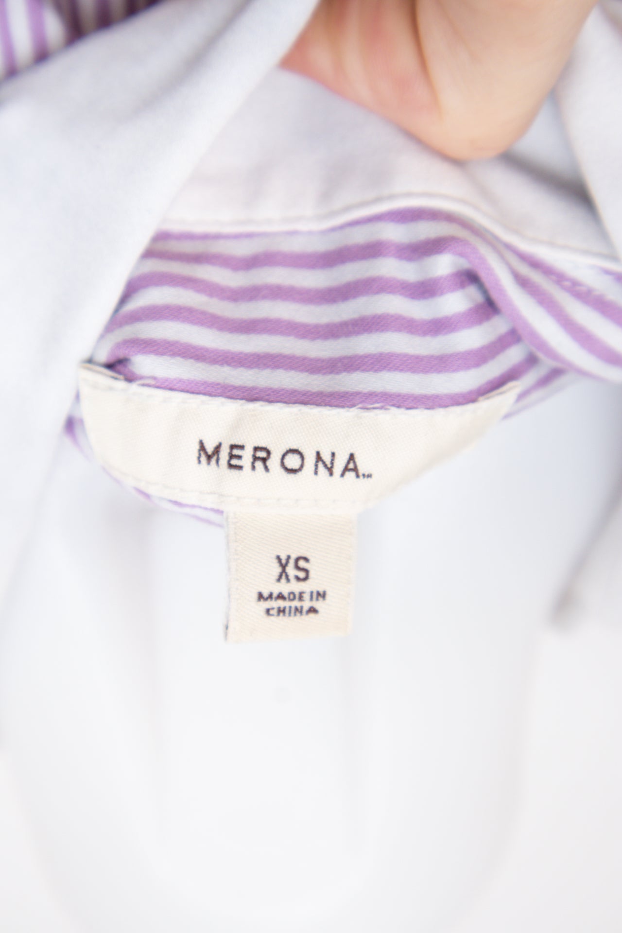 #74 Merona T-shirt White | c. 195 | Size 6