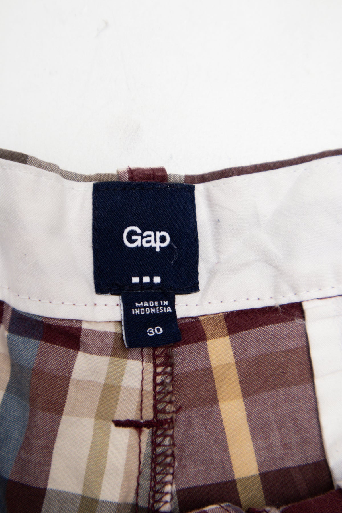 #116 Gap Shorts Red | c. 204 | Size 10