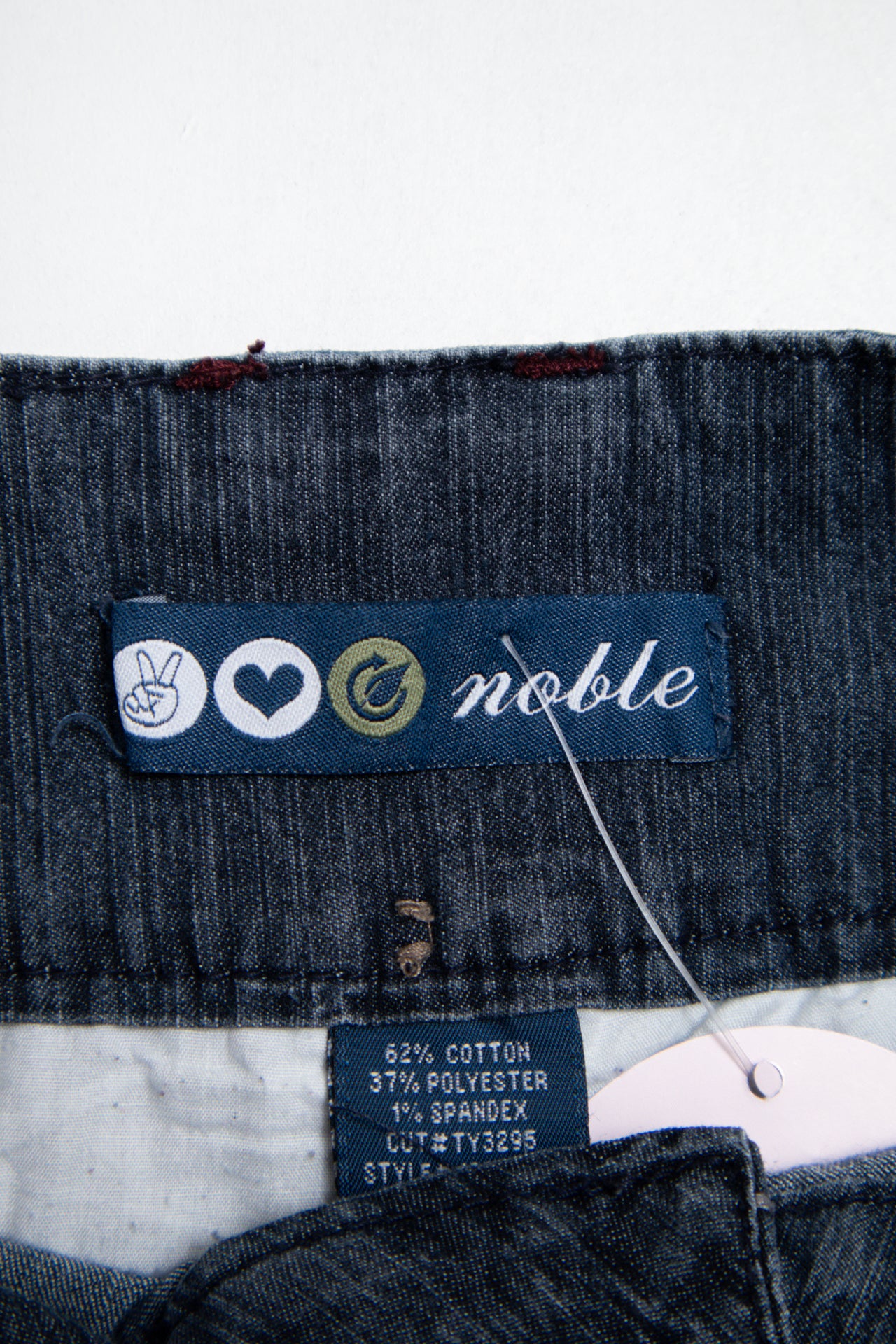 #186 Noble Shorts Blue | c. 192 | Size 6