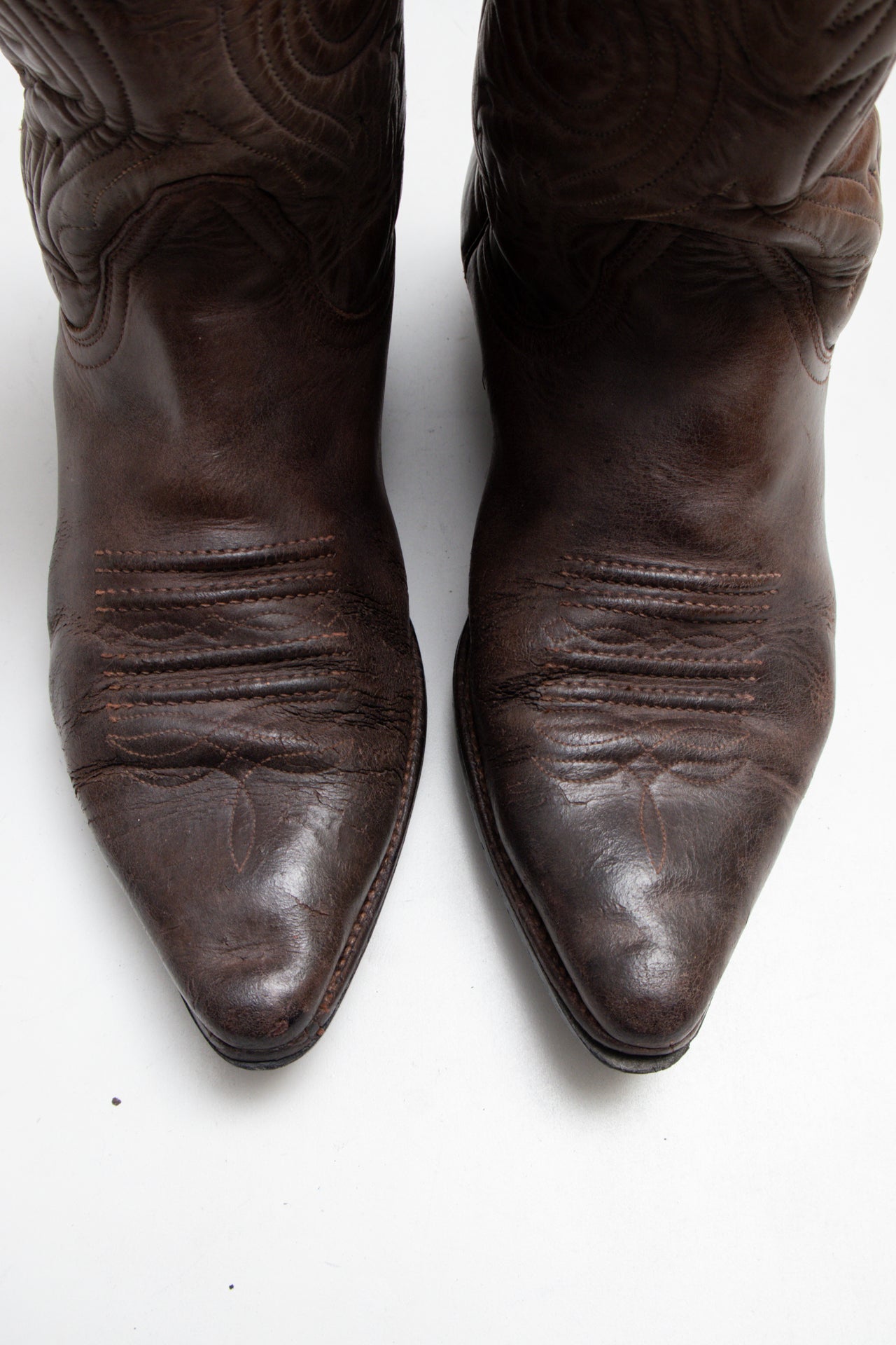 #193 Sancho Pants Brown | c. 203 | Size 10