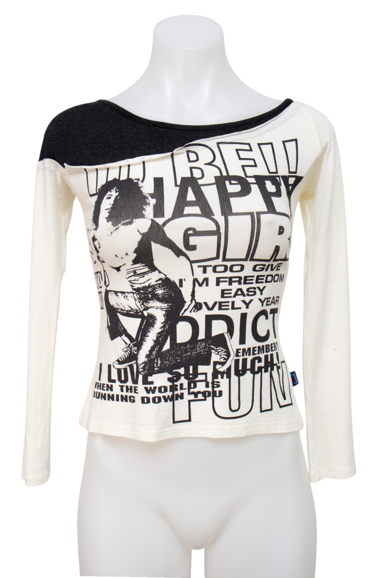 #098 Wuassa T-shirt White | c. 199 | Size 8