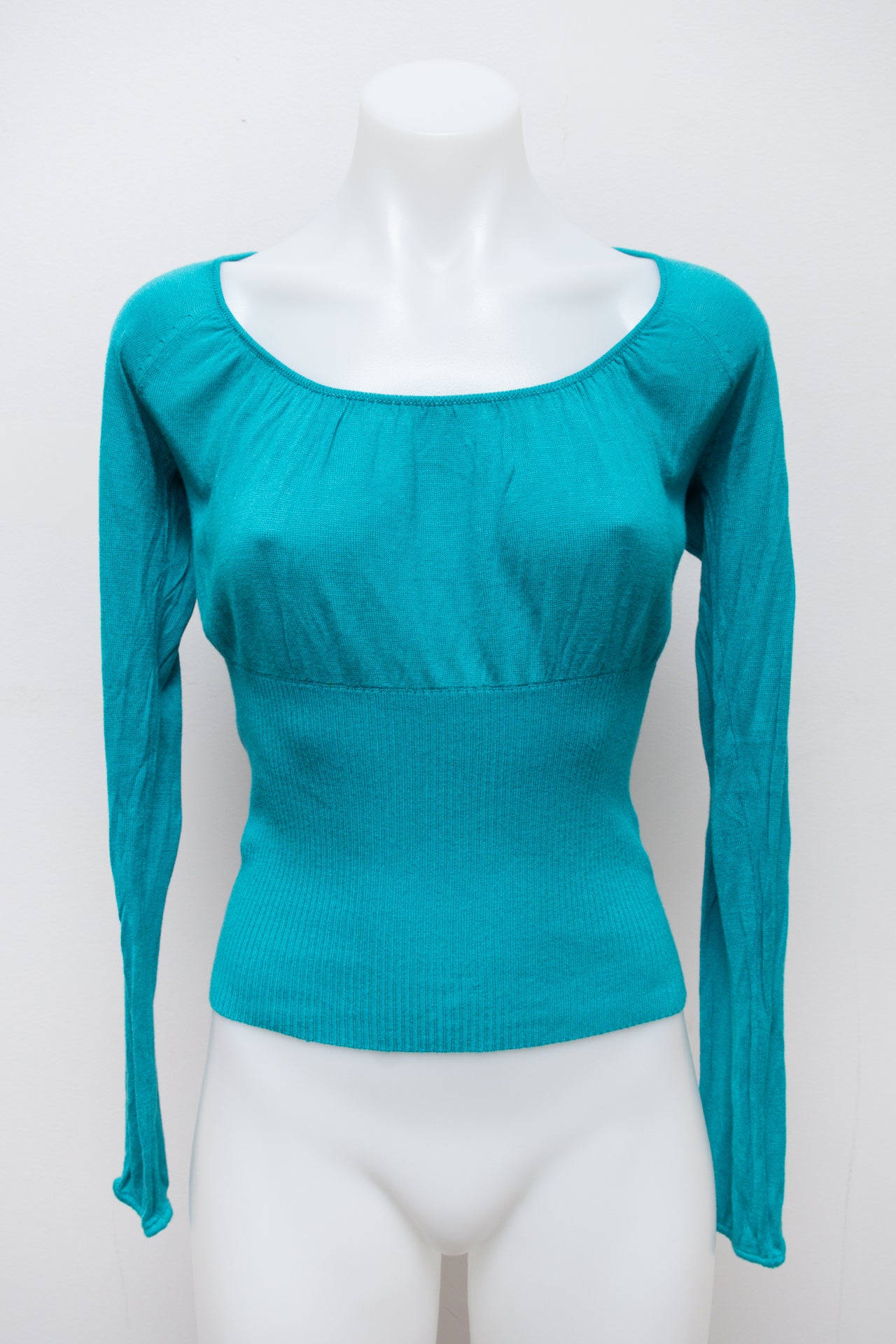#70 Mng Top Blue | c. 192 | Size 8