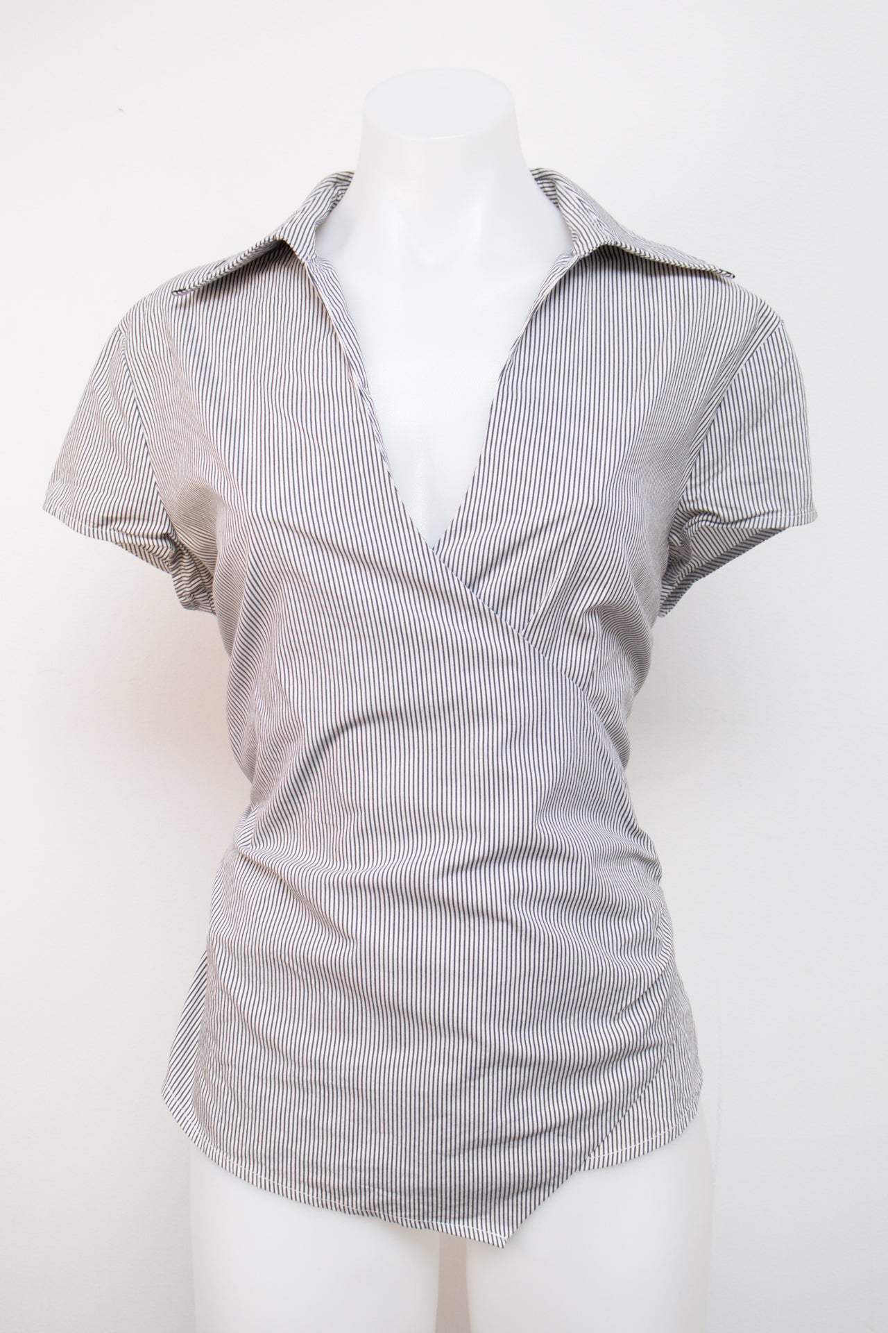 #062 New York & Company T-shirt White | c. | Size 12