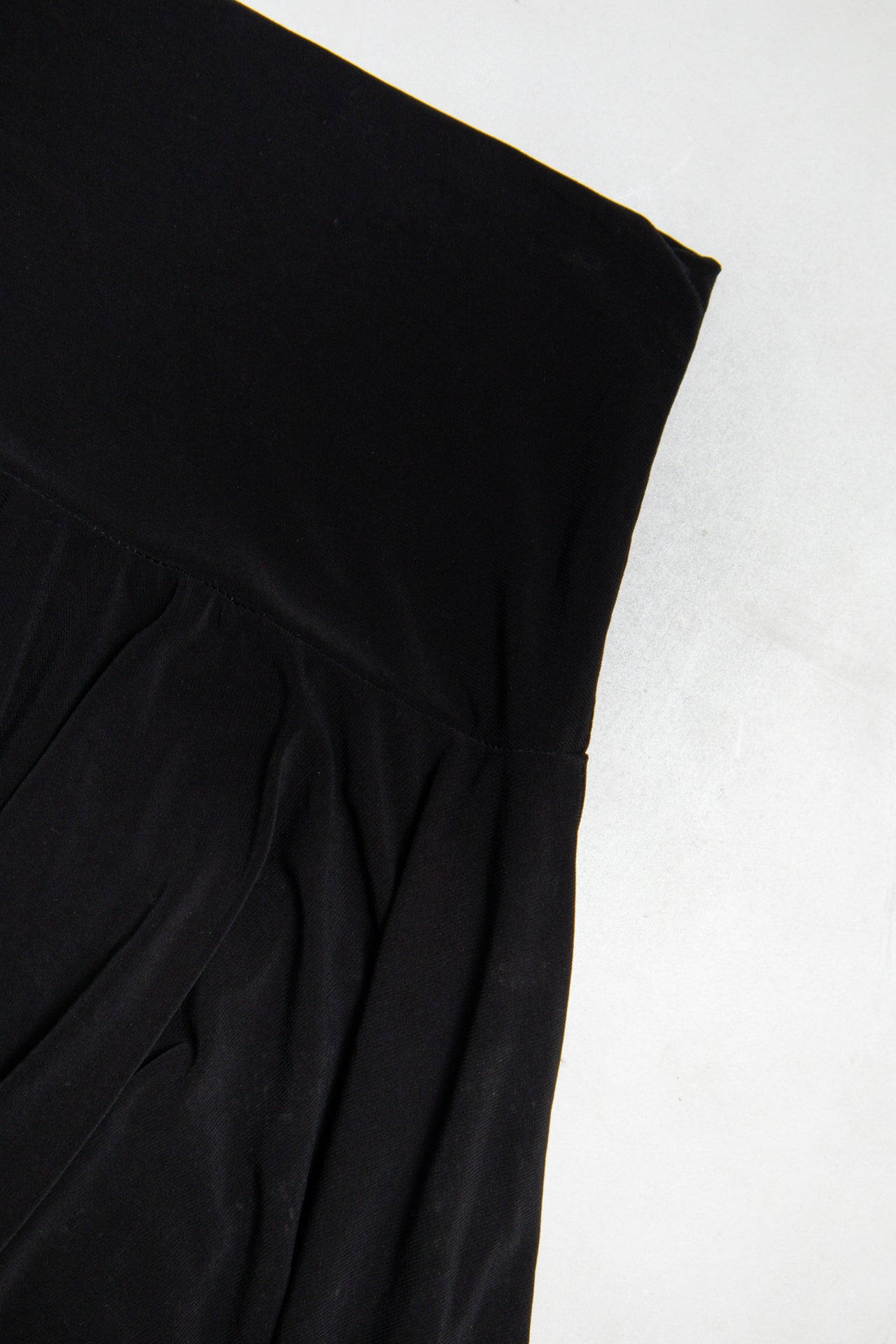 #174 Vogue By Tops Skirt Black | c. 190 | Size 6/8