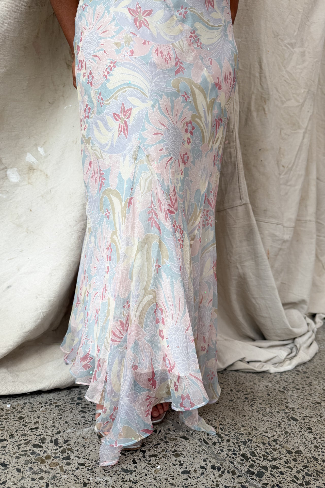 #125 Grachvogel Gown White | c. 213 | Size 12/14