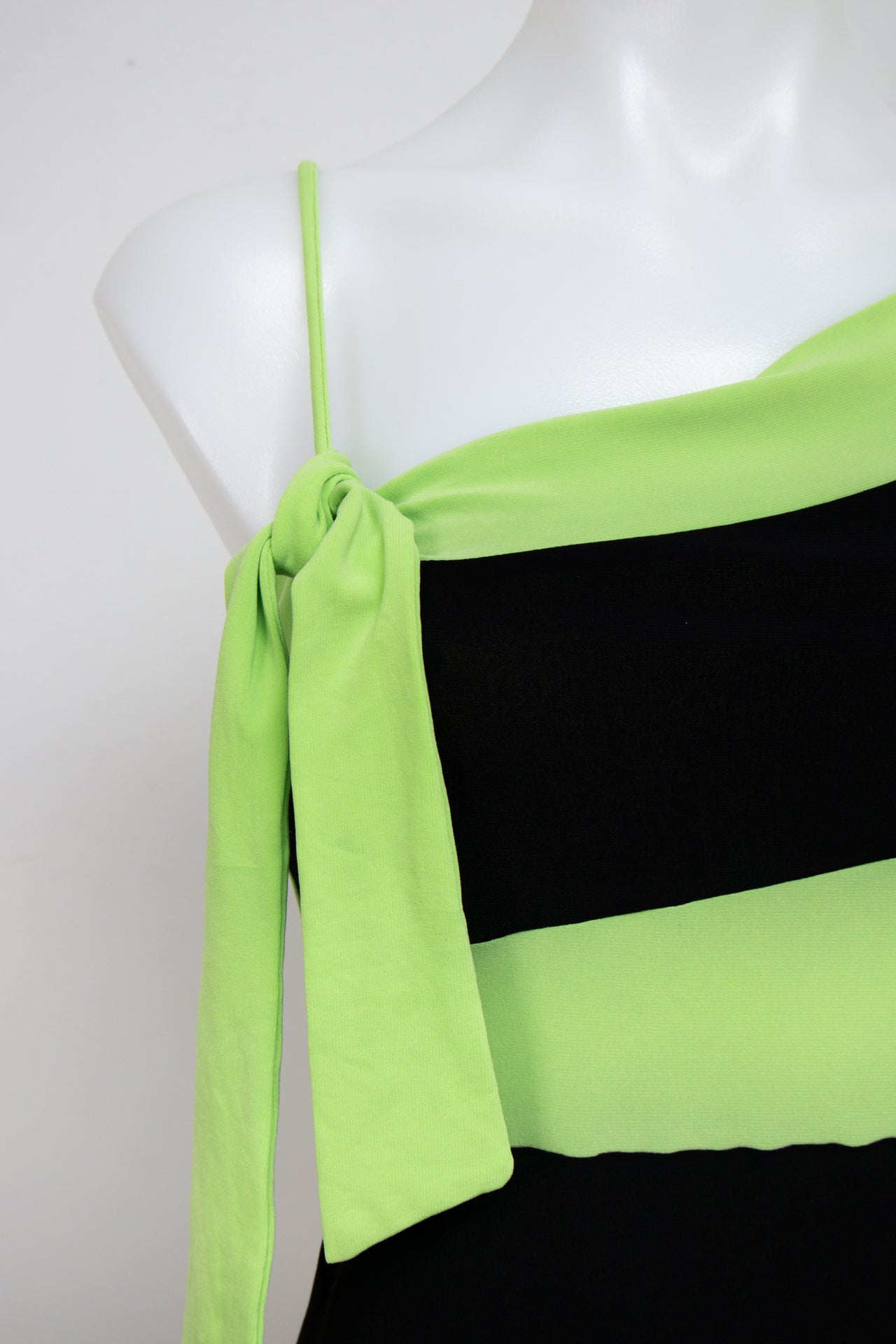 #022 Solar Top Green | c. 213 | Size 10