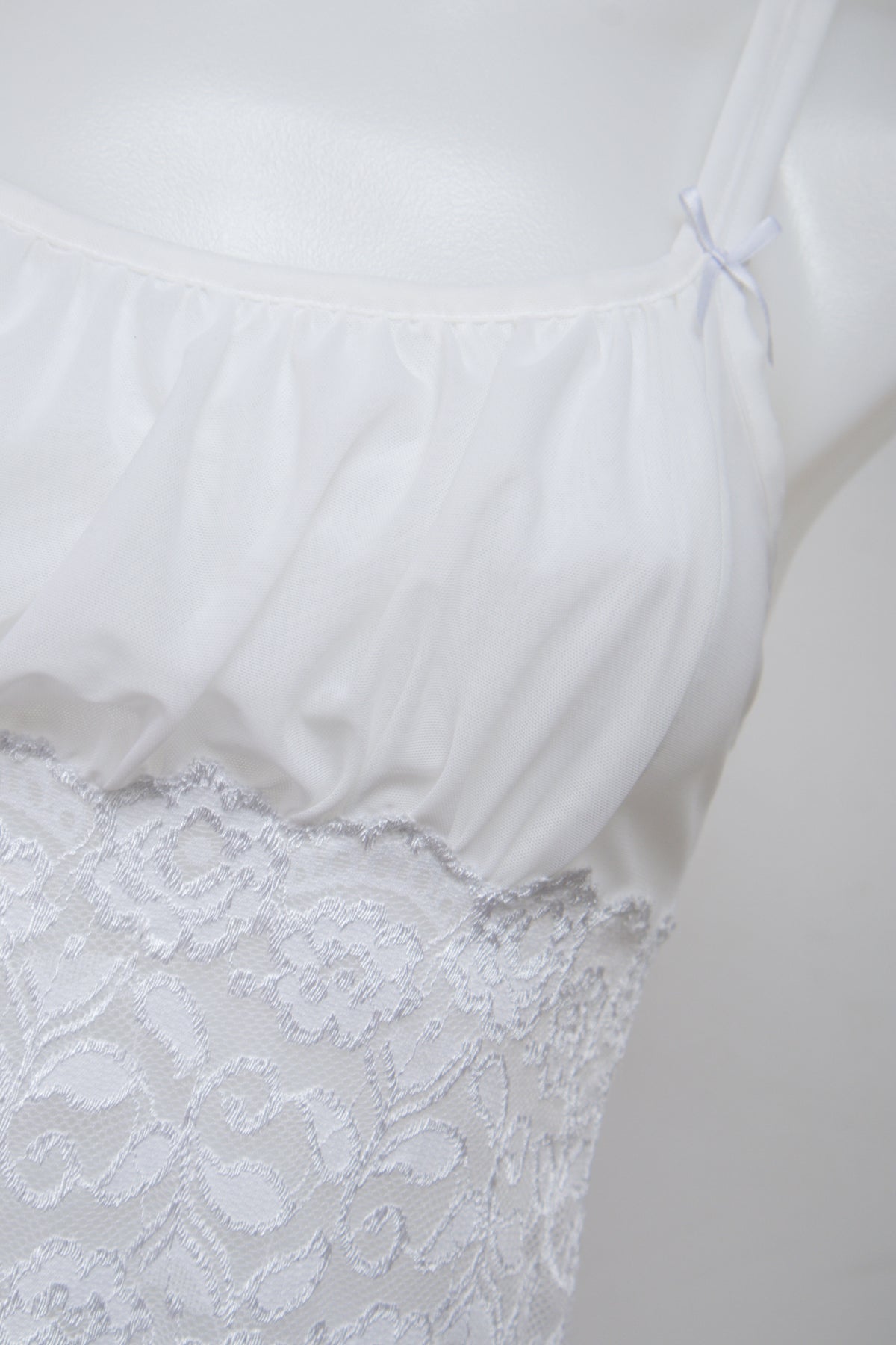 #015 Cabernet Cami White | c. 209 | Size 8
