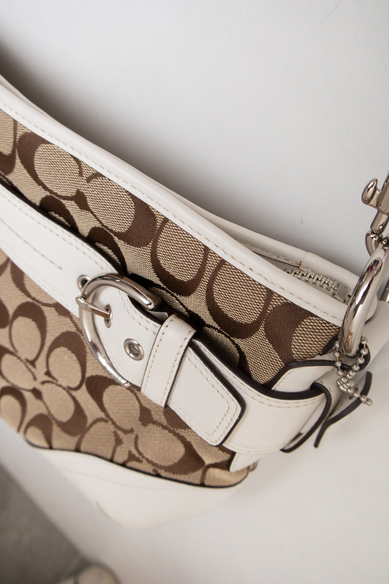 #196 Coach Shoulder Bag Brown | c. 195 | Size