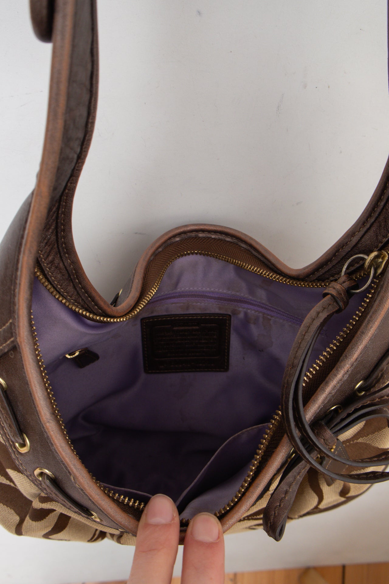 #178 Coach Shoulder Bag Brown | c. 206 | Size