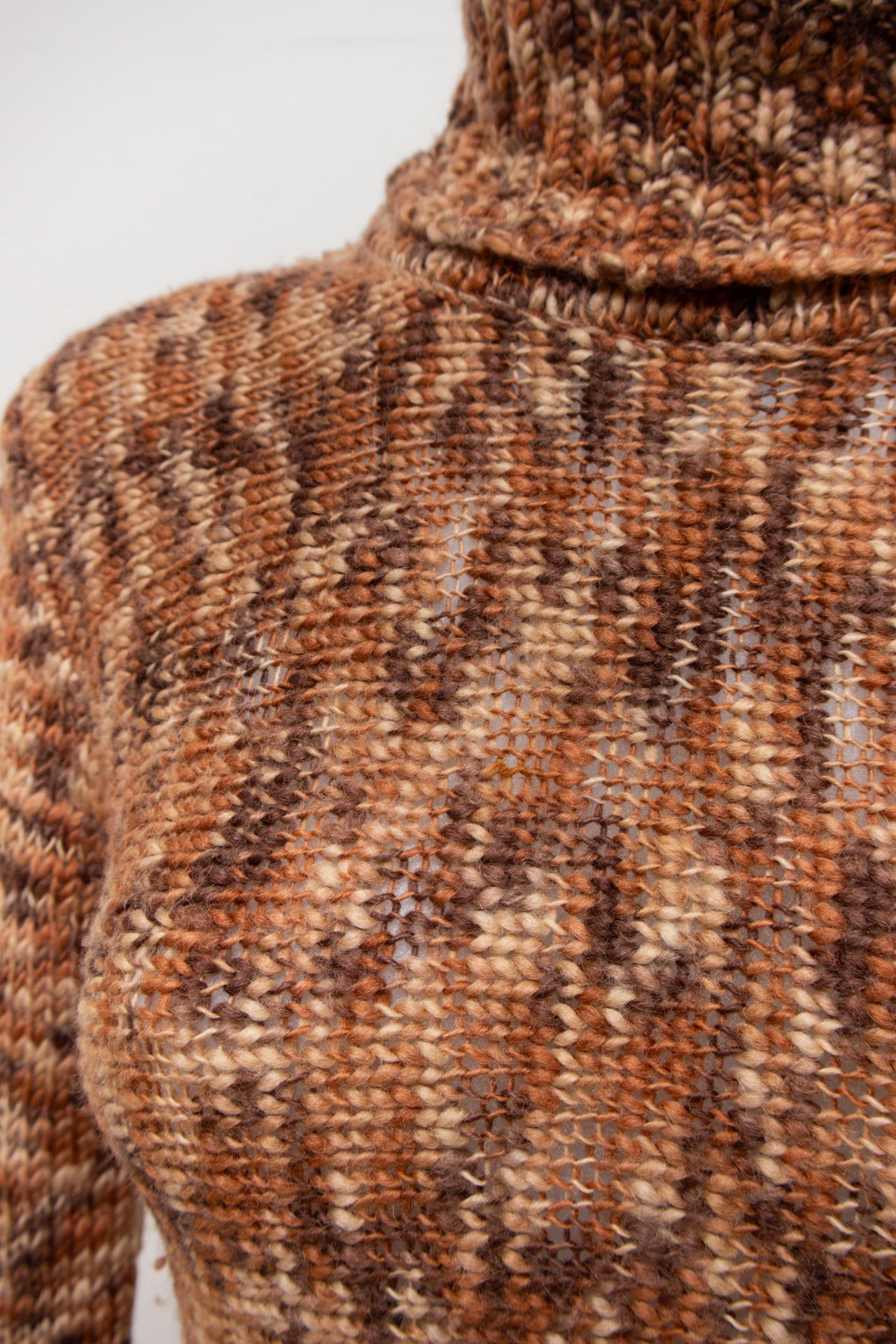 #147 T-shirt Brown | c. 179 | Size 6/8