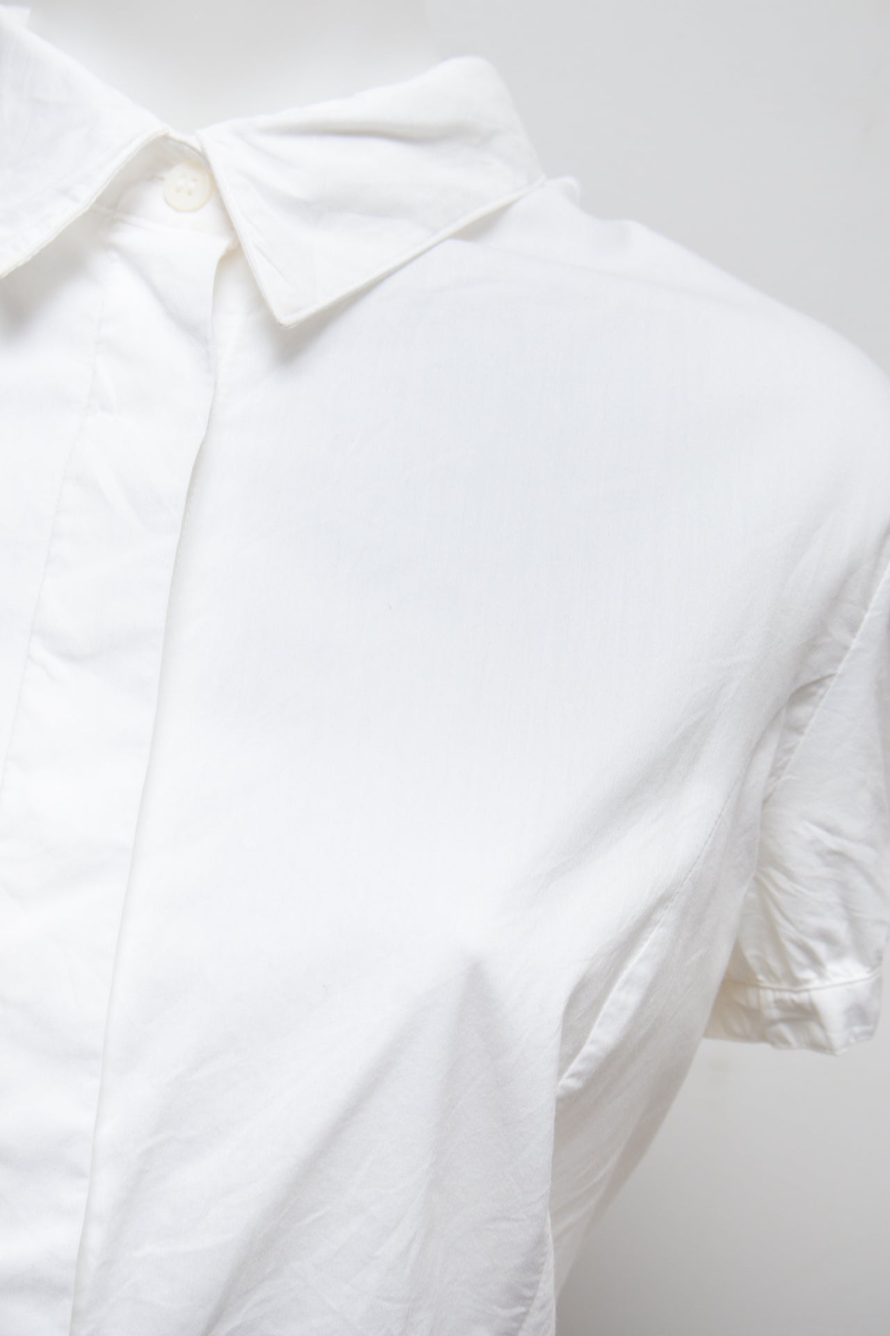#103 Worthington T-shirt White | c. 191 | Size 12