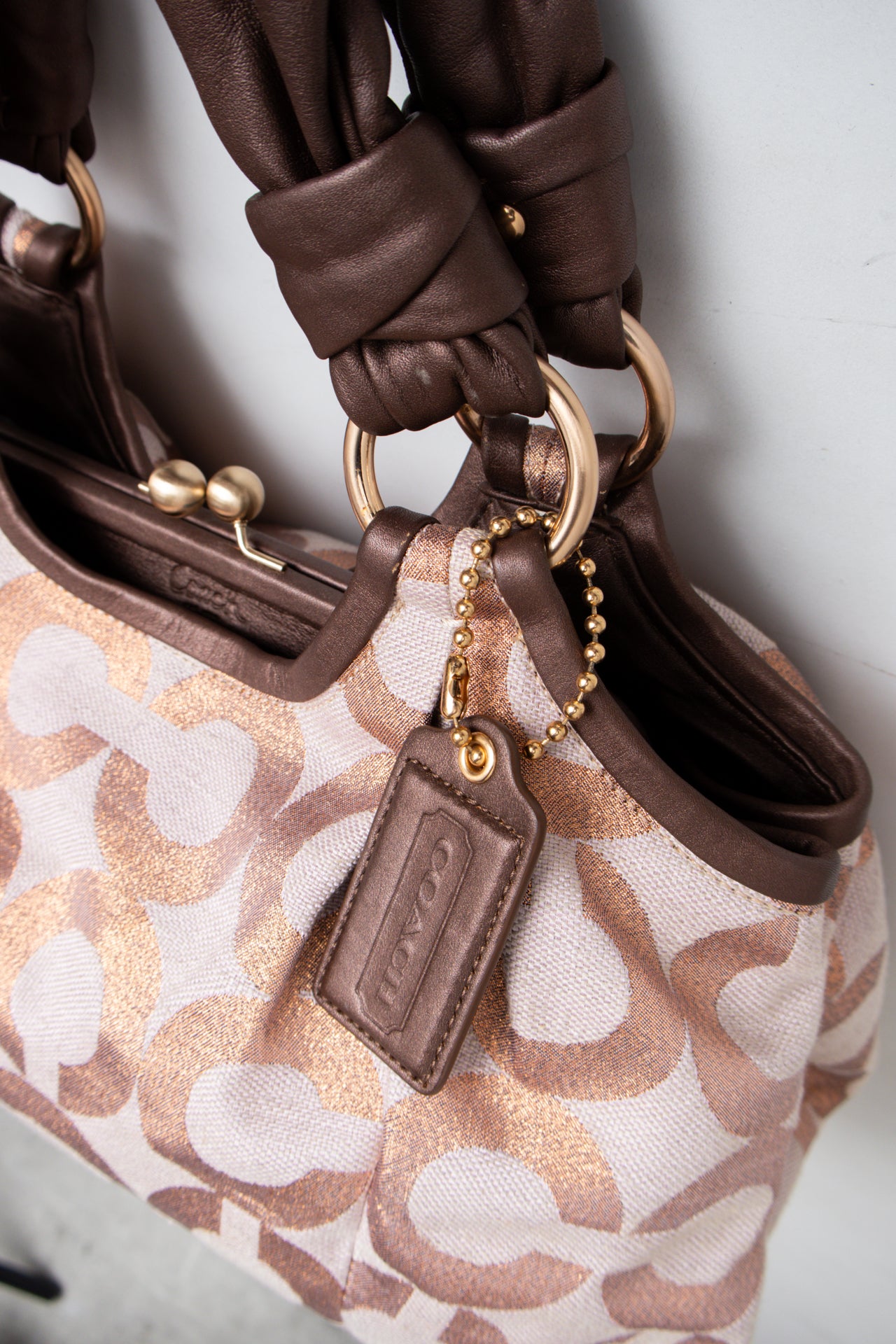 #211 Coach Shoulder Bag Brown | c. 199 | Size