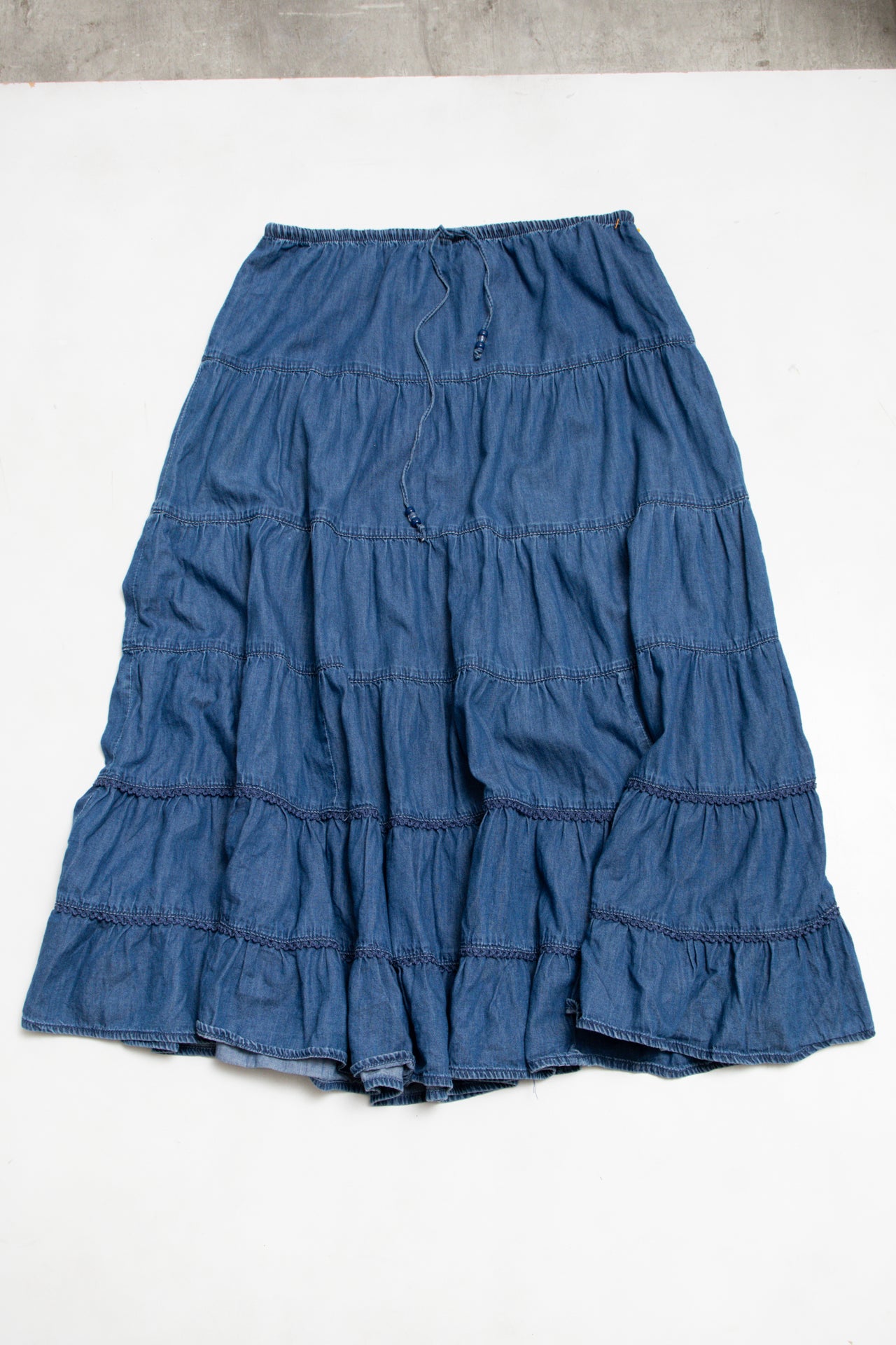 #32 White Stag Skirt Blue | c. 188 | Size 8