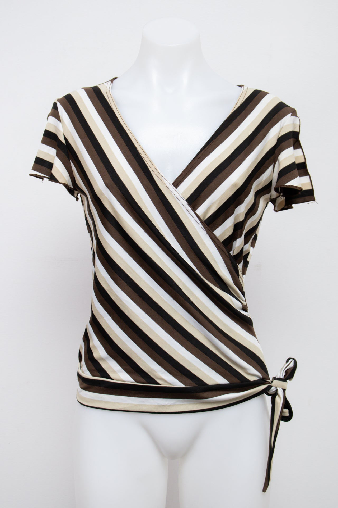 #007 Byer California T-shirt Brown | c. 207 | Size 8