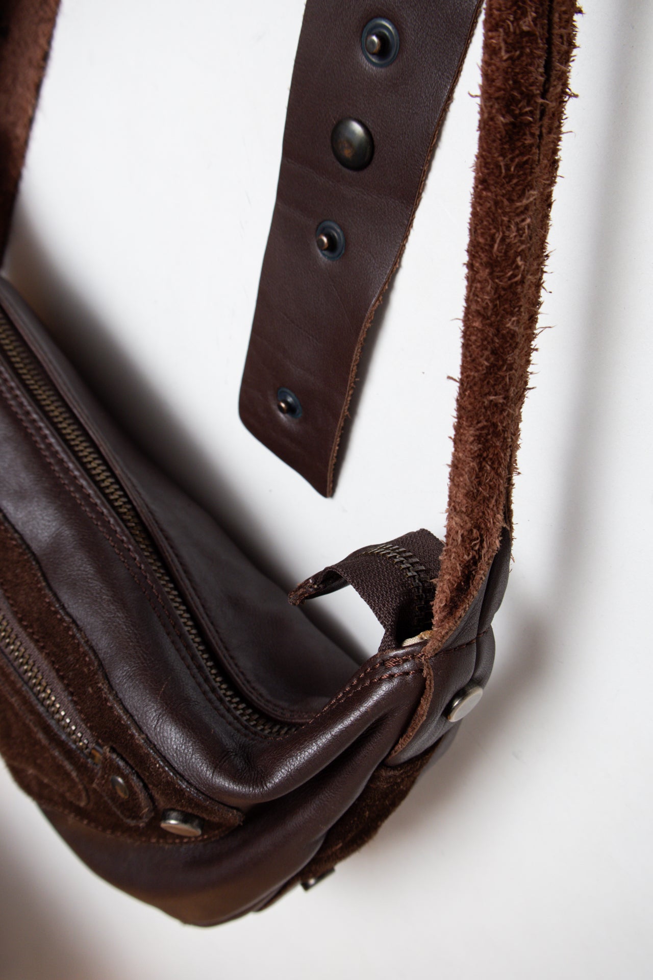 #130 D&g Bag Brown | c. 209 | Size