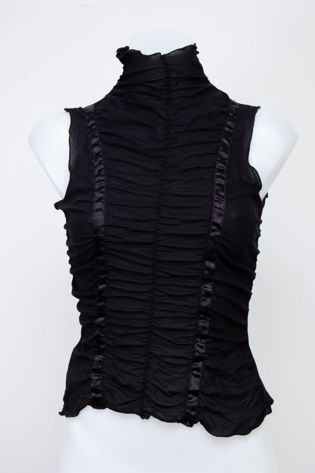 #079 Chado Camisole Top Black | c. 200 | Size 8
