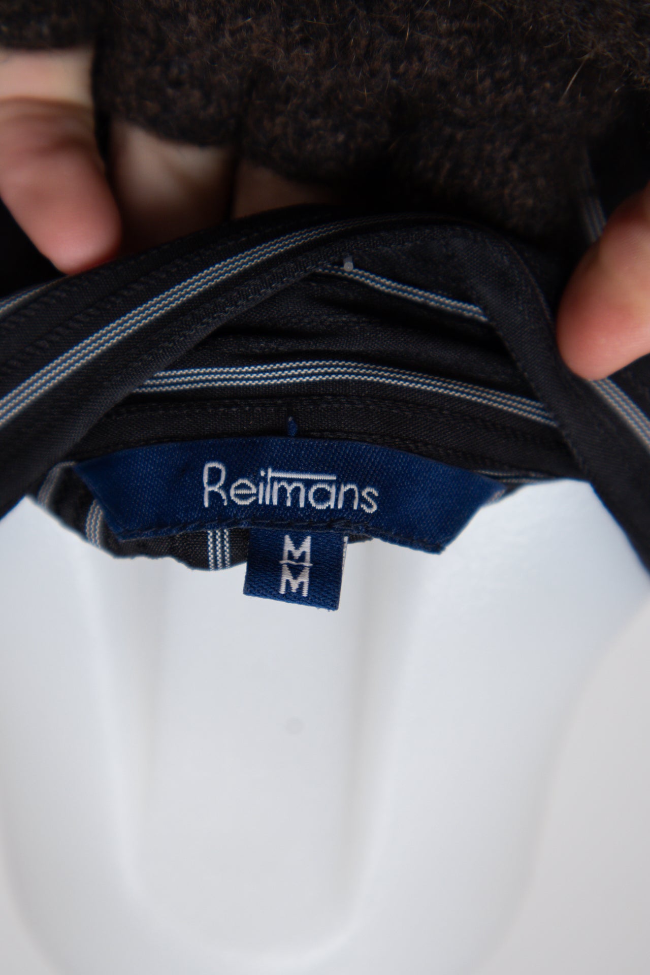 #114 Reitmans T-shirt Black | c. 199 | Size 10