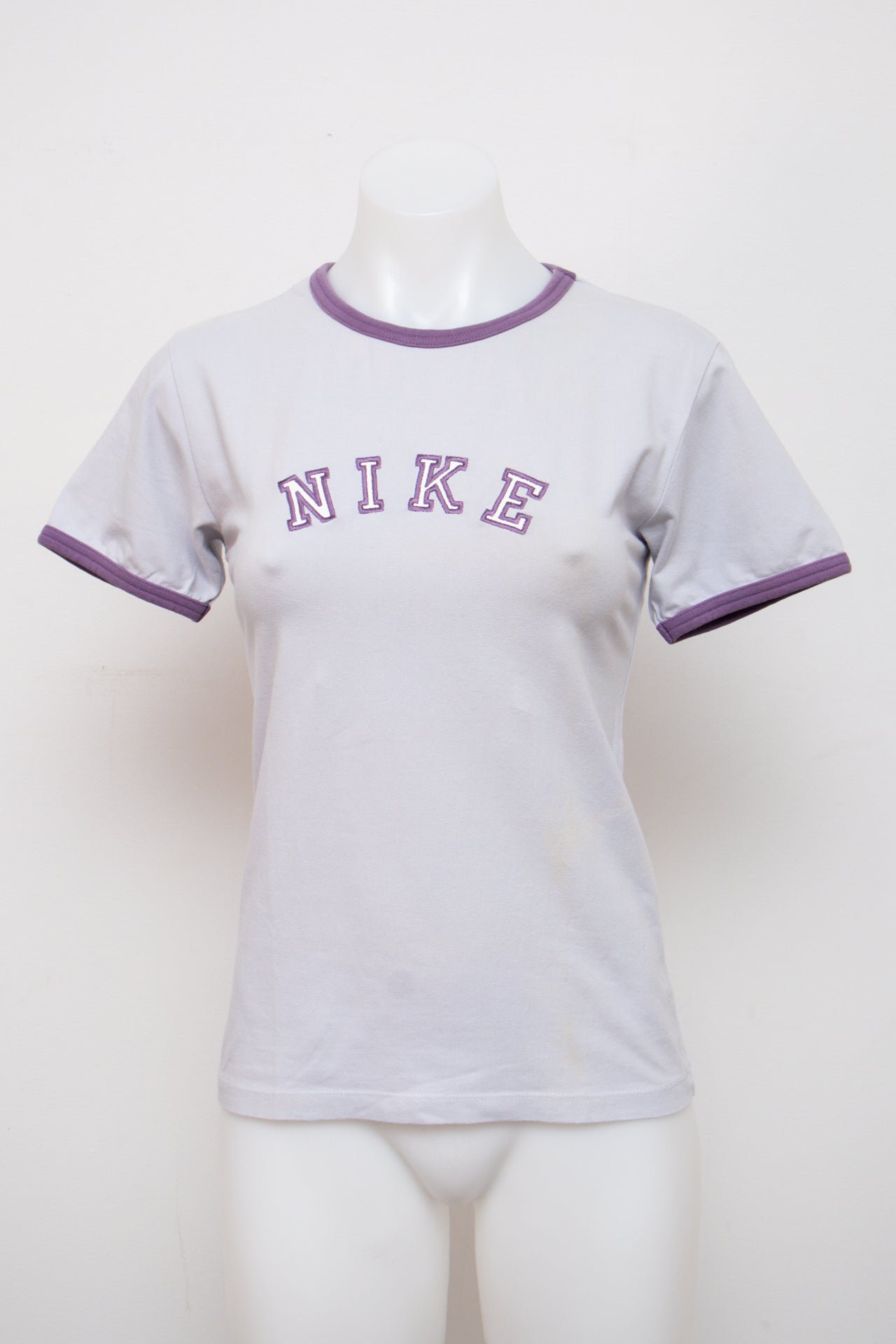 #058 Nike Baby Tee White | c. 211 | Size 8