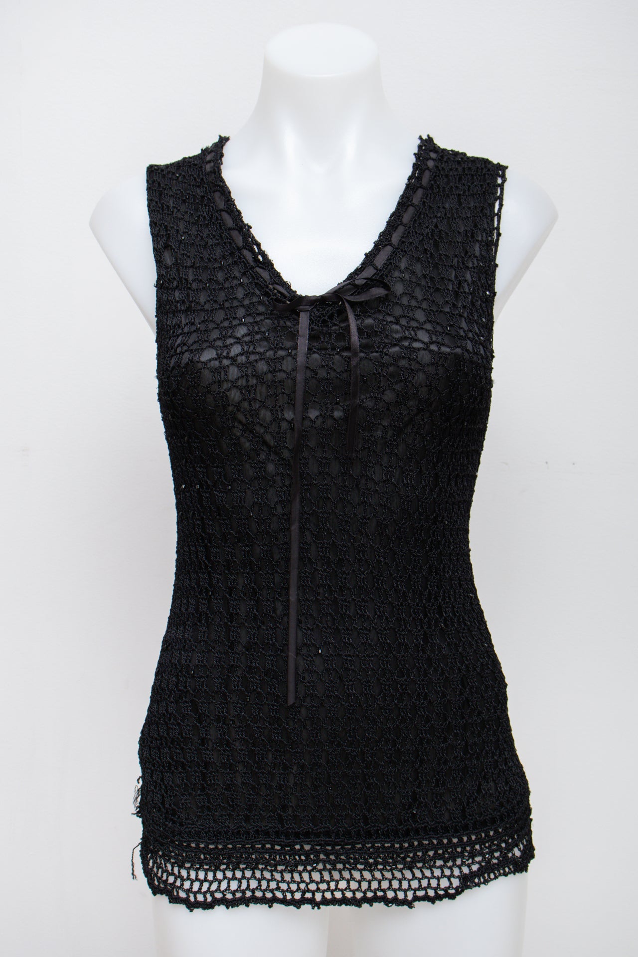 #32 Camisole Top Black | c. 194 | Size 12
