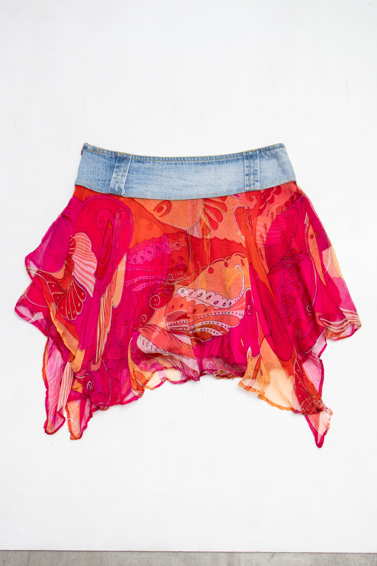 #111 Bershka Mini Skirt Pink | c. 213 | Size 8