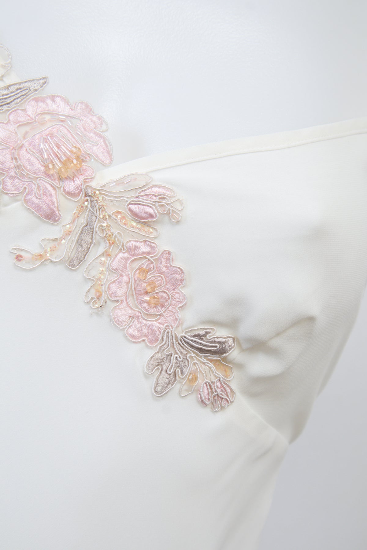 #133 Delicates Camisole White | c. 207 | Size 10