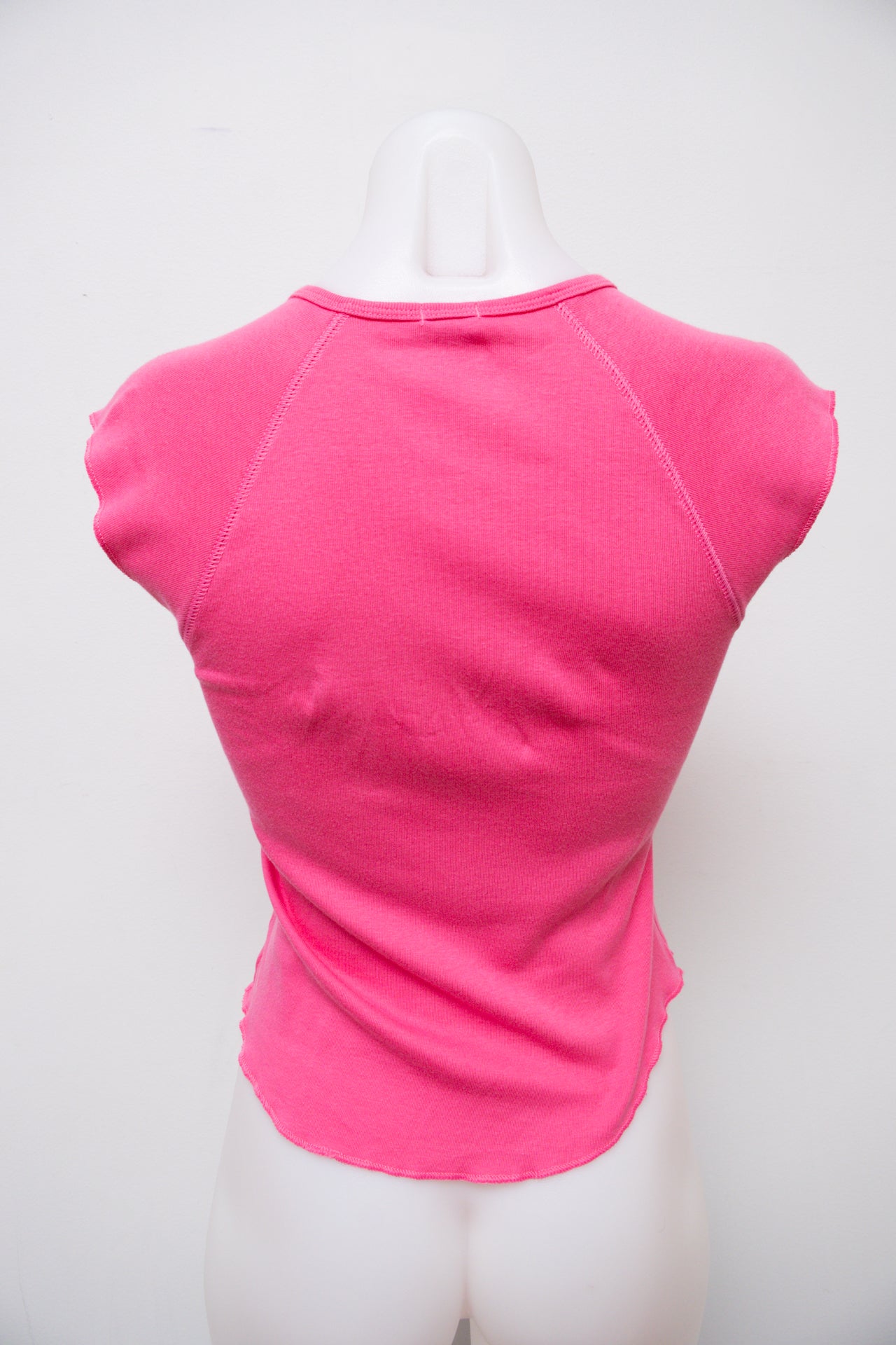 #207 United Colors Of Benetton T-shirt Pink | c. 203 | Size 6