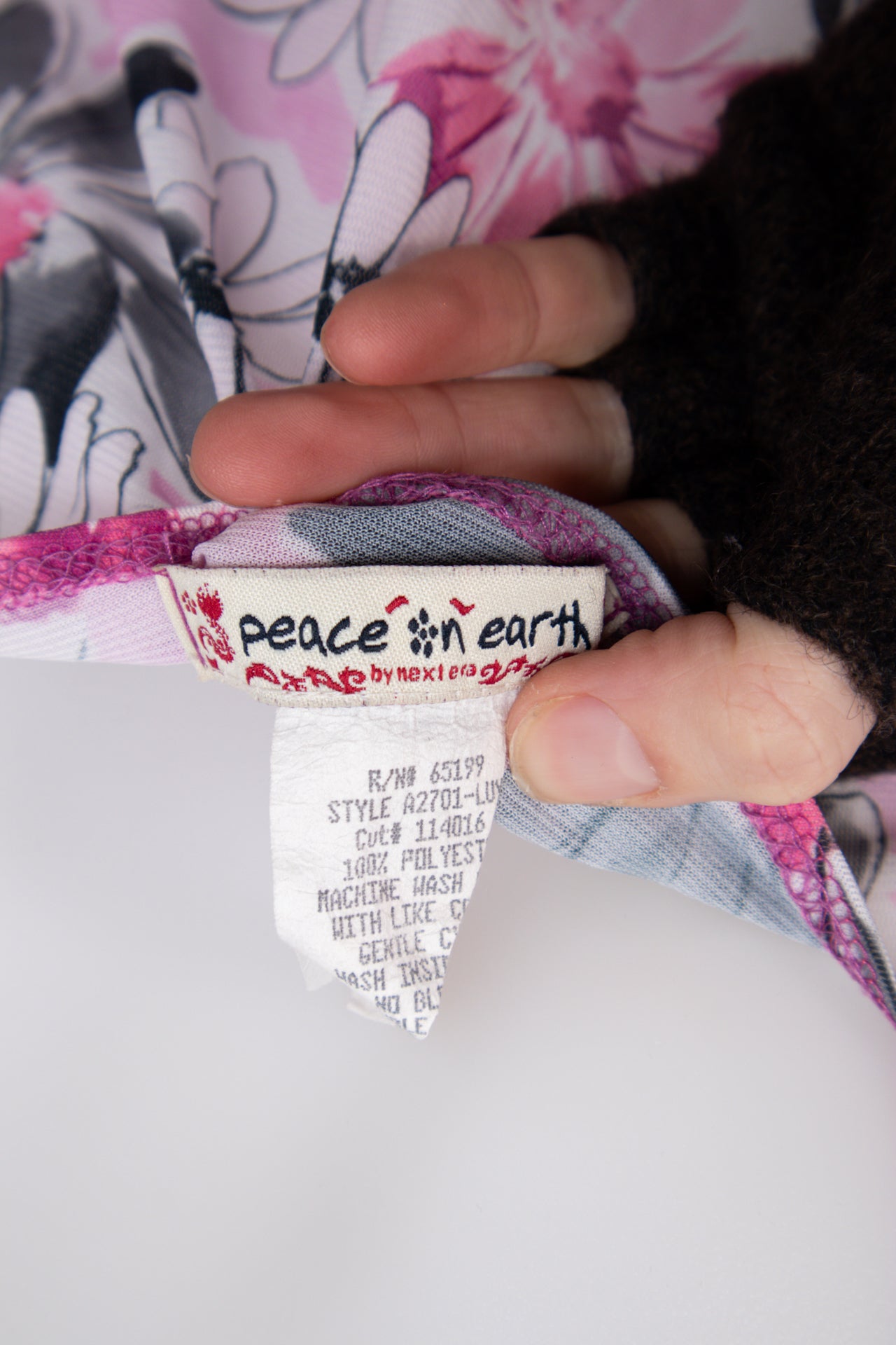 #010 Peace On Earth By Nexxera Cami Top Pink | c. 200 | Size 8