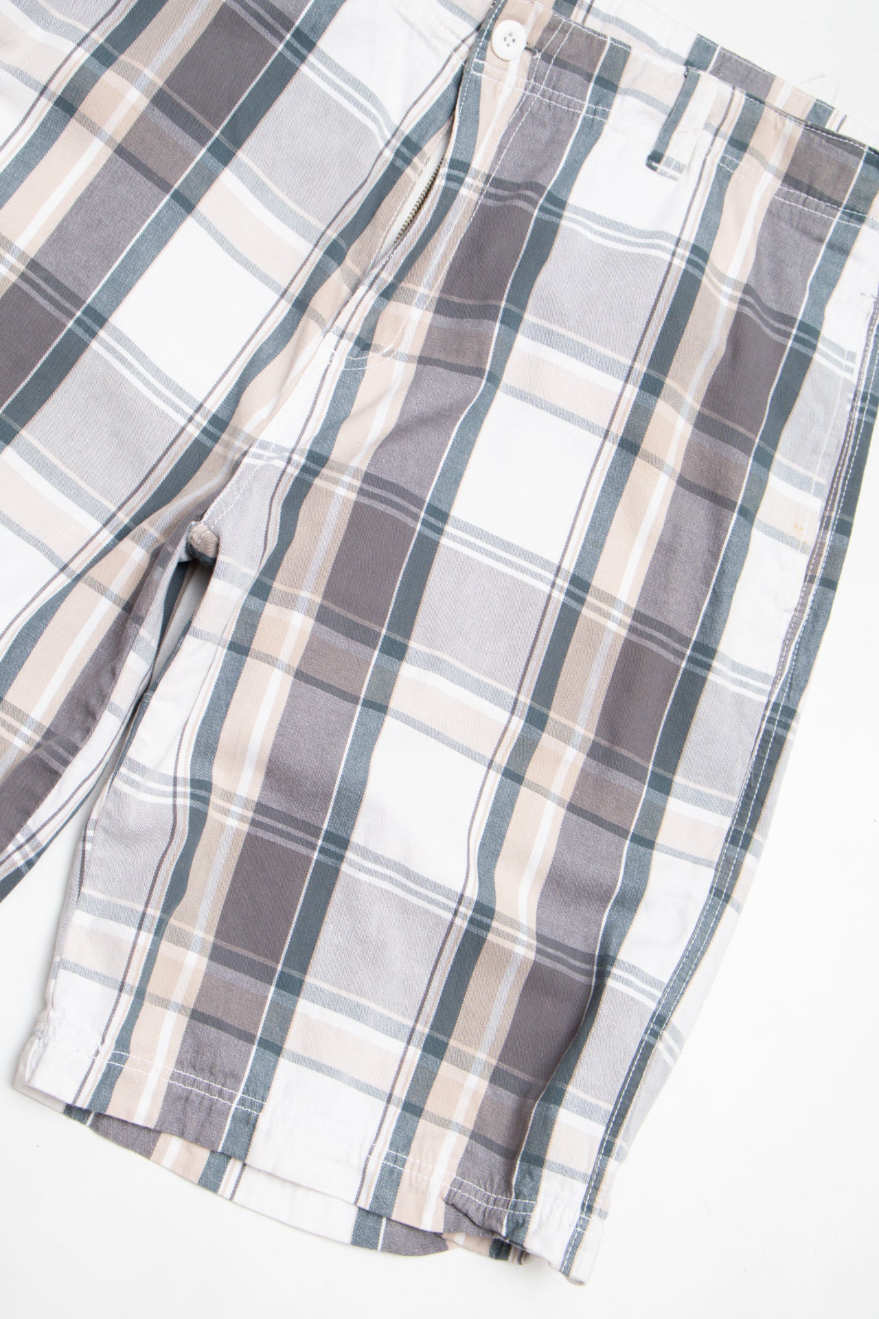 #125 Alpine Design Shorts Gray | c. 204 | Size 16