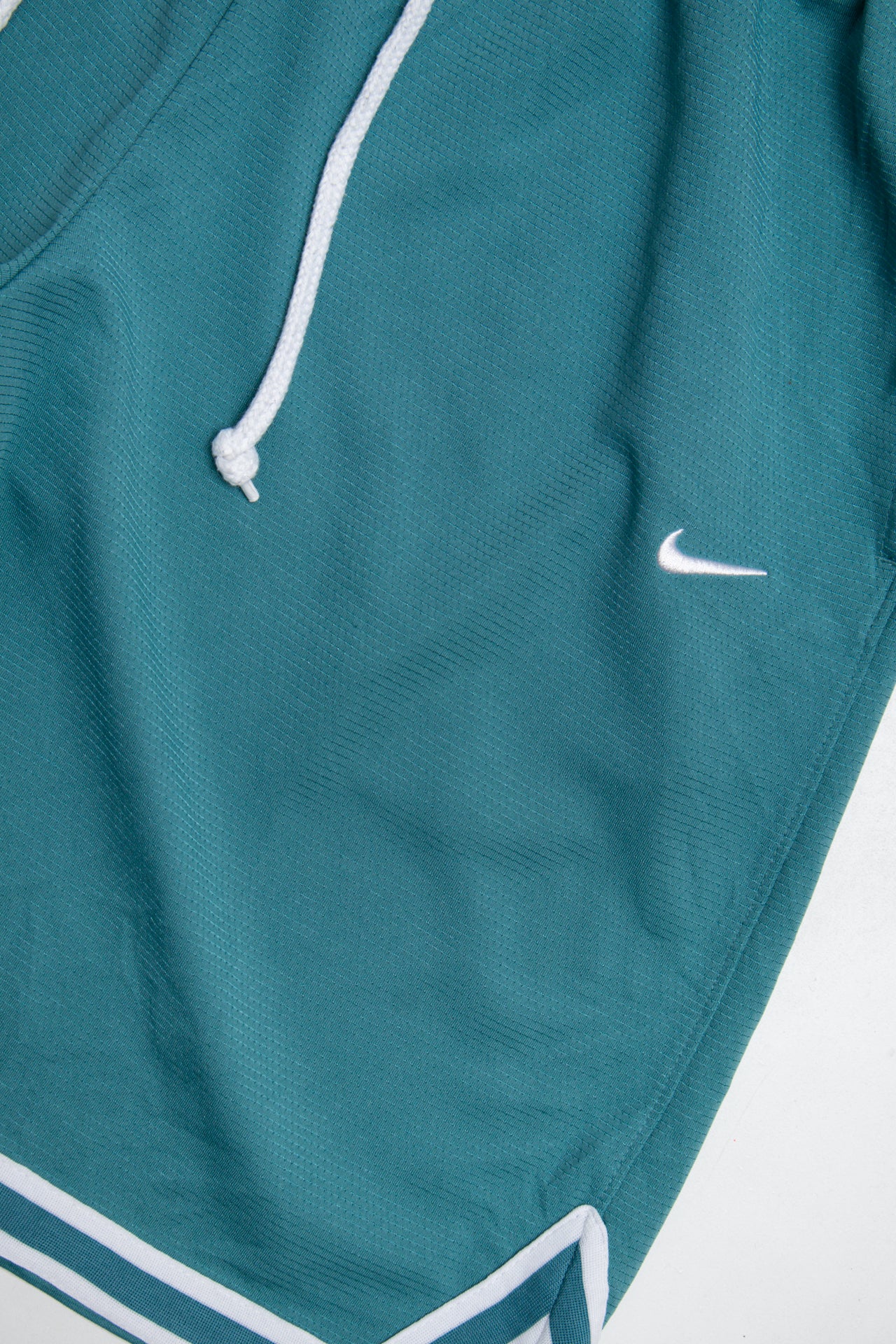 #120 Nike Shorts Green | c. 196 | Size 6/8