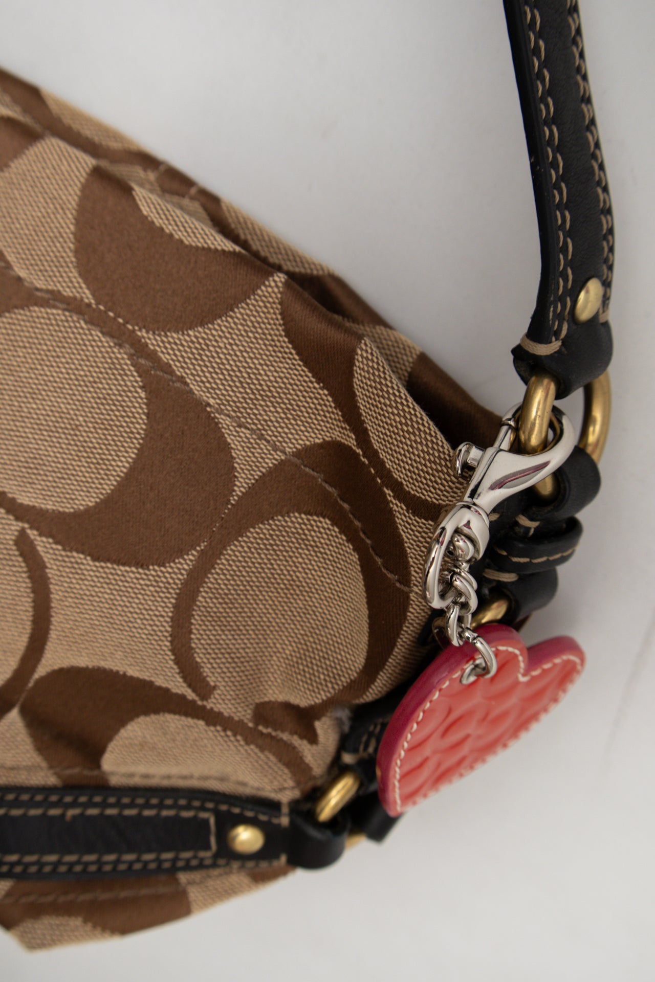 # Coach Shoulder Bag Brown | c. | Size