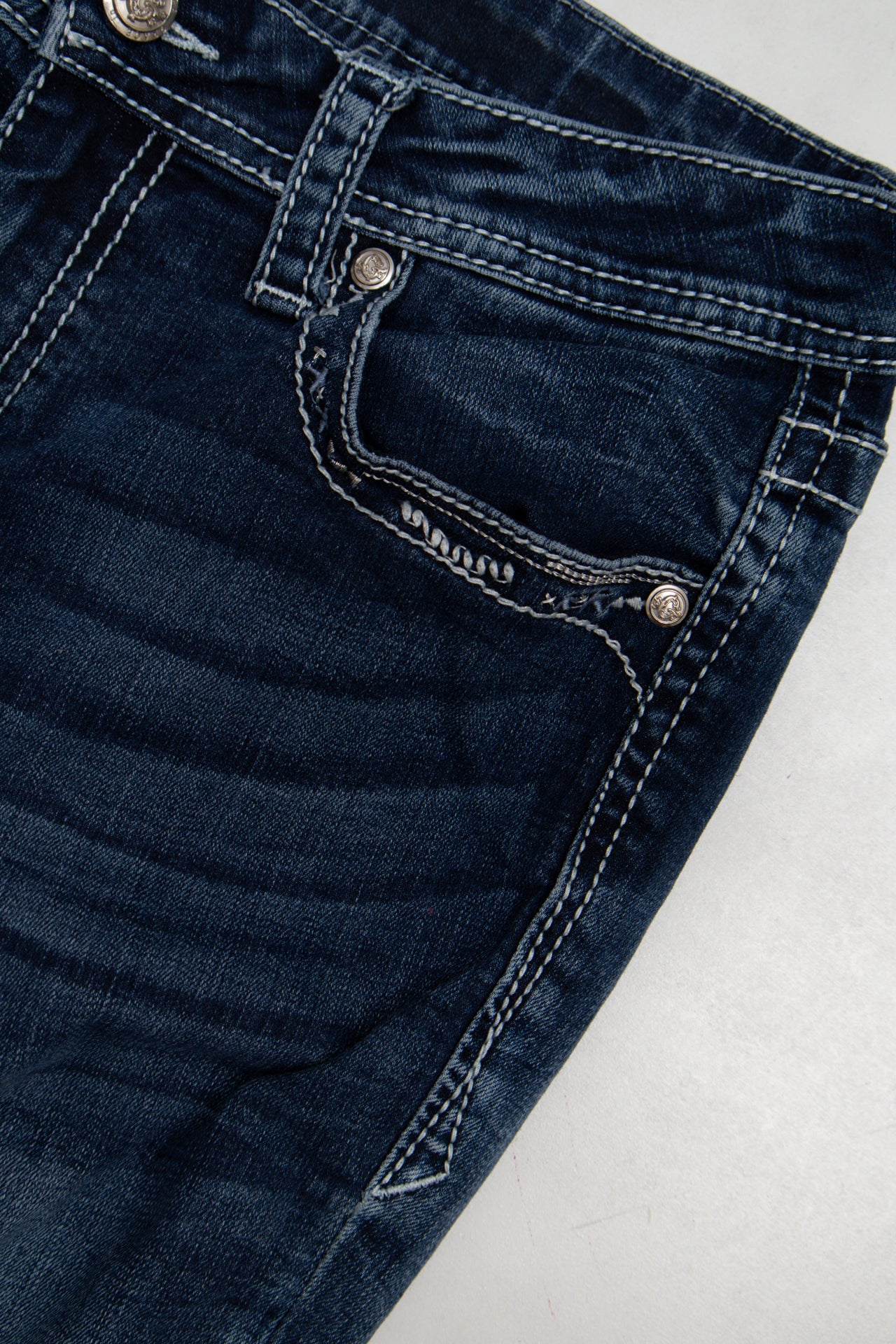 #146 Grace Jeans Blue | c. 197 | Size 8