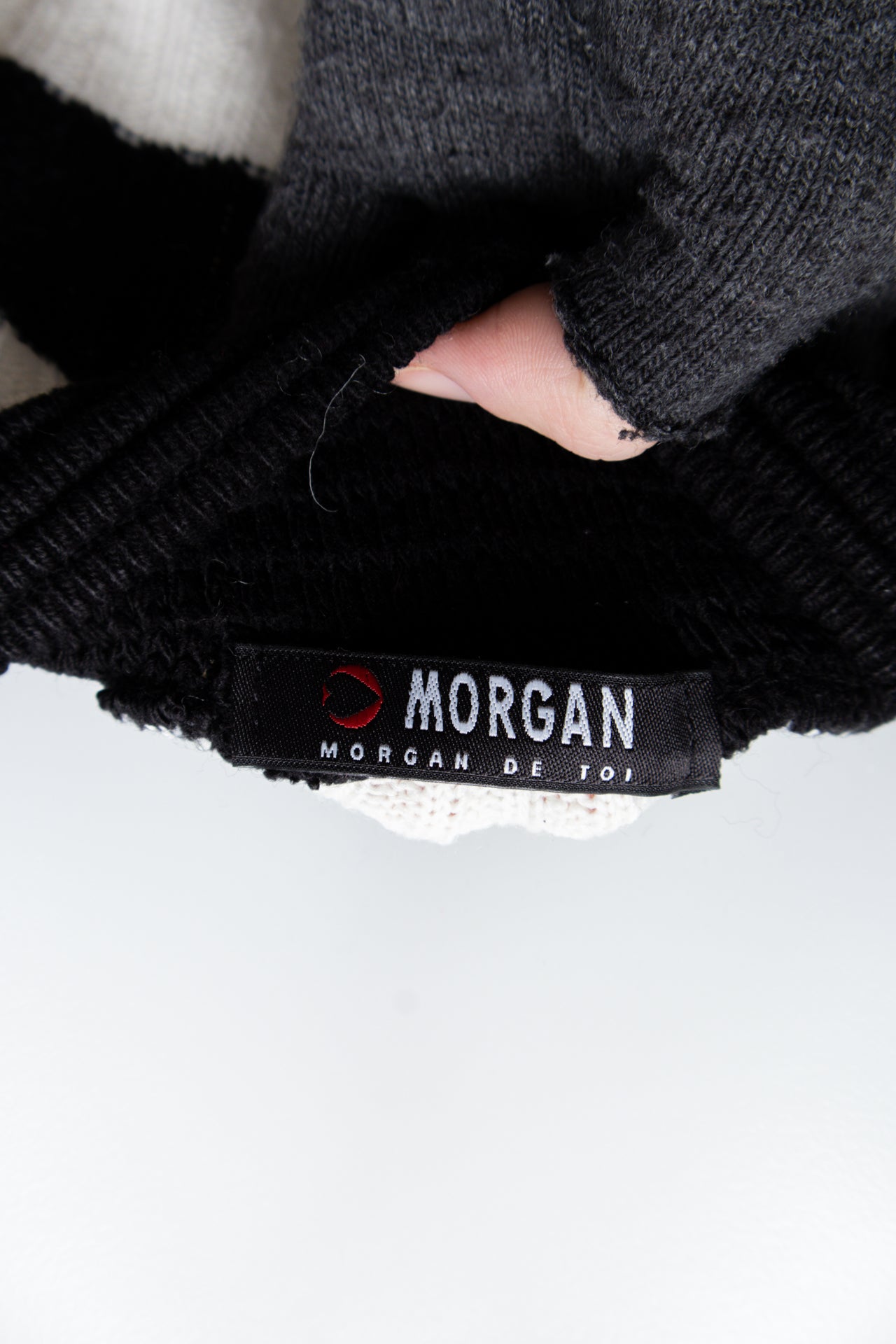 #134 Morgan T-shirt Black | c. 191 | Size 8