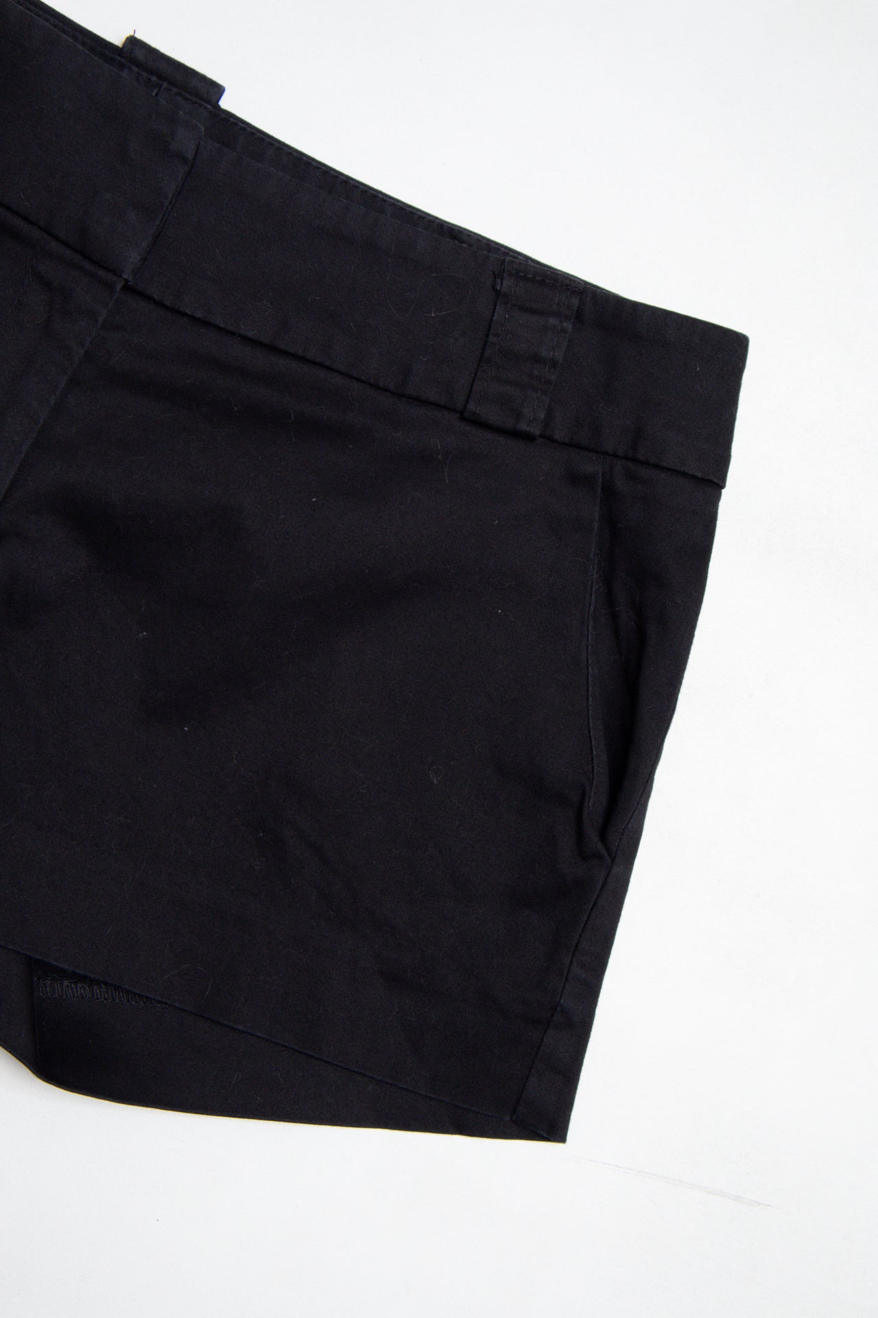 #170 Arden B. Shorts Black | c. 200 | Size 8
