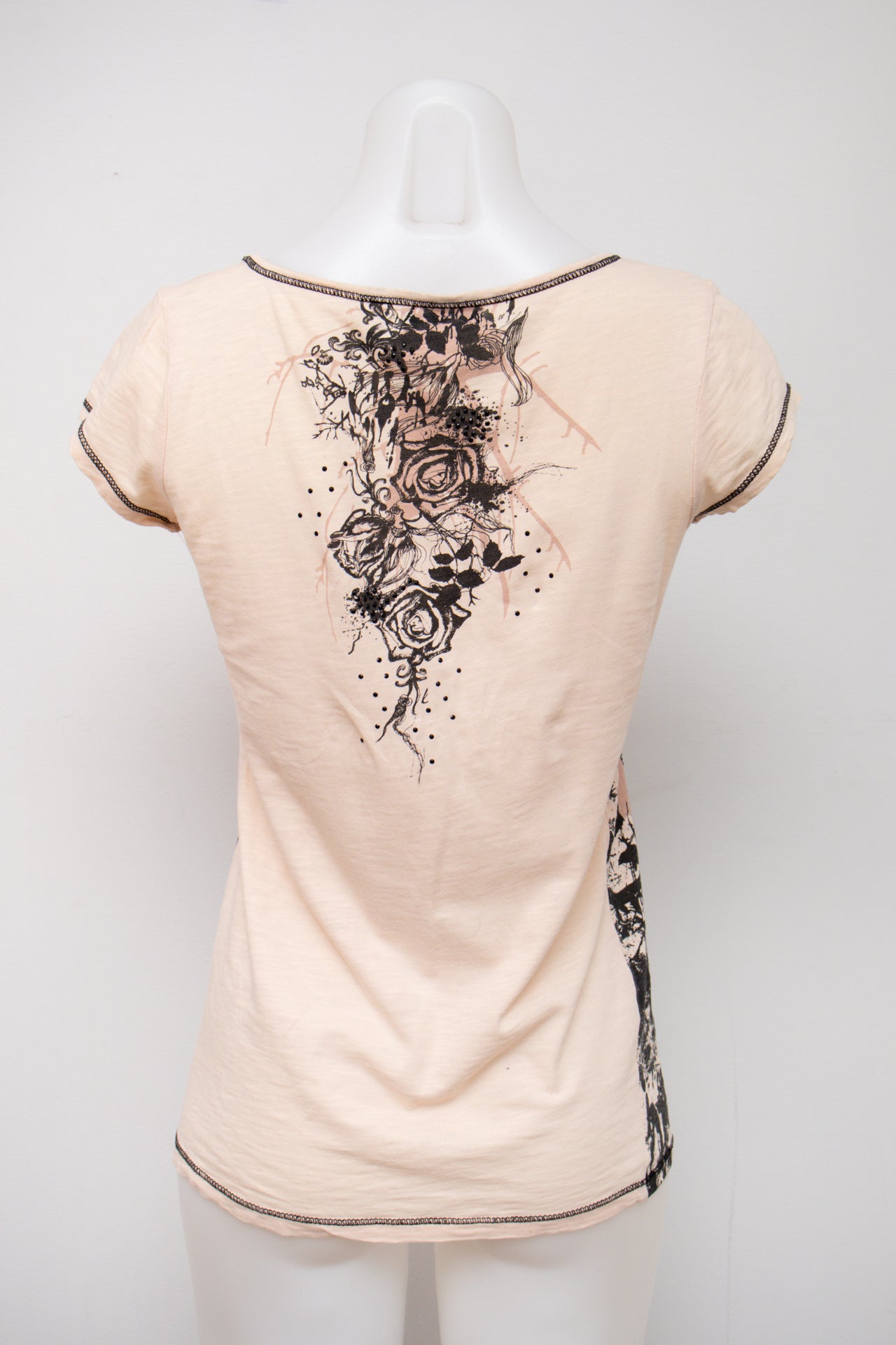 #63 Only T-shirt Beige | c. 195 | Size 8