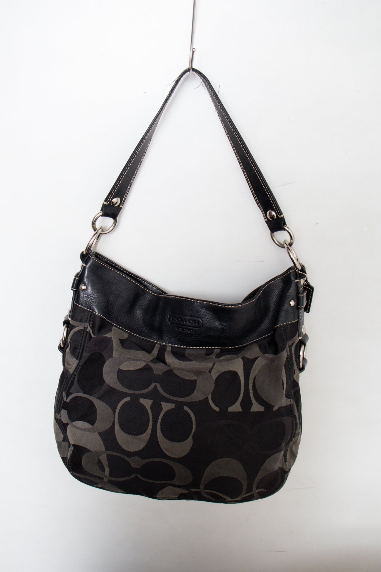 #199 Coach Bag Black | c. 211 | Size