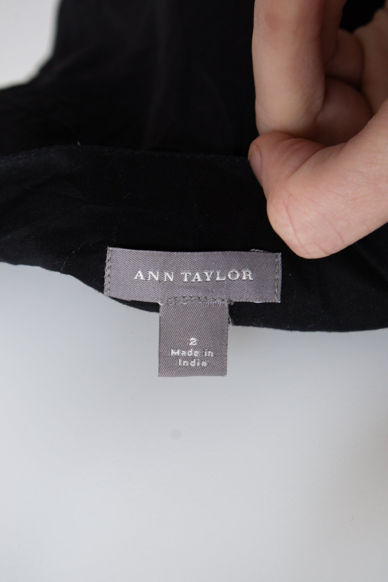 #036 Ann Taylor Cami Top Black | c. 203 | Size 8