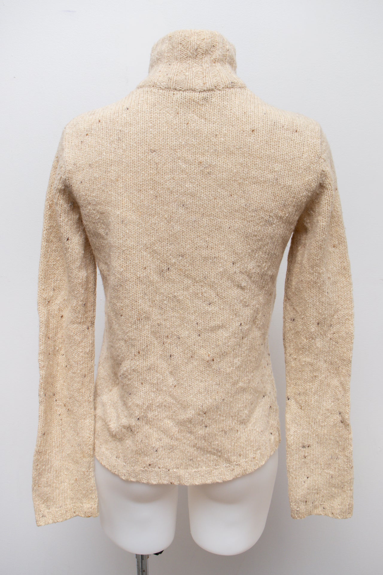 #83 Eddie Bauer T-shirt Beige | c. 192 | Size 8