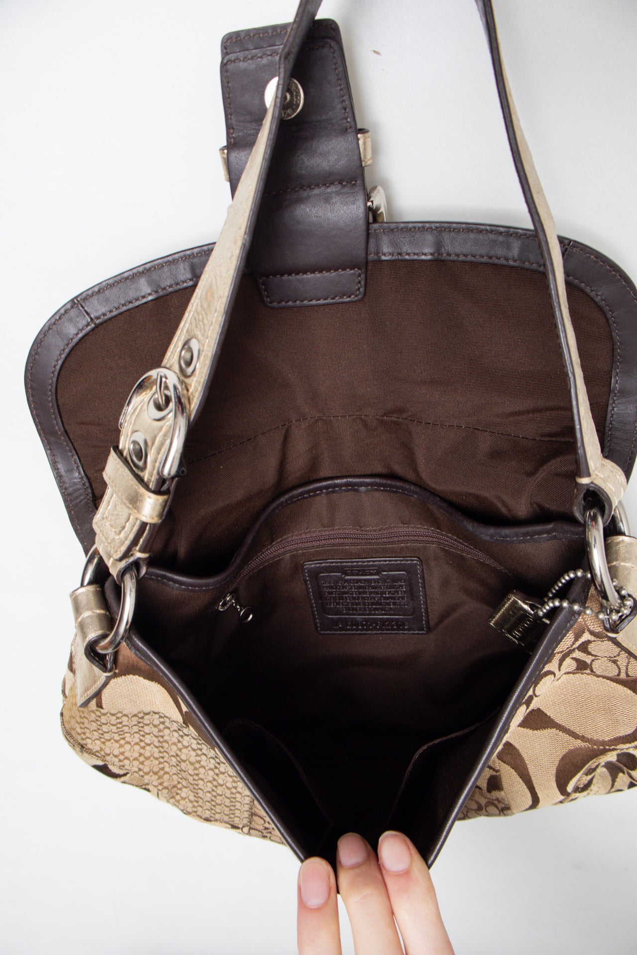 #202 Coach Bag Brown | c. 211 | Size
