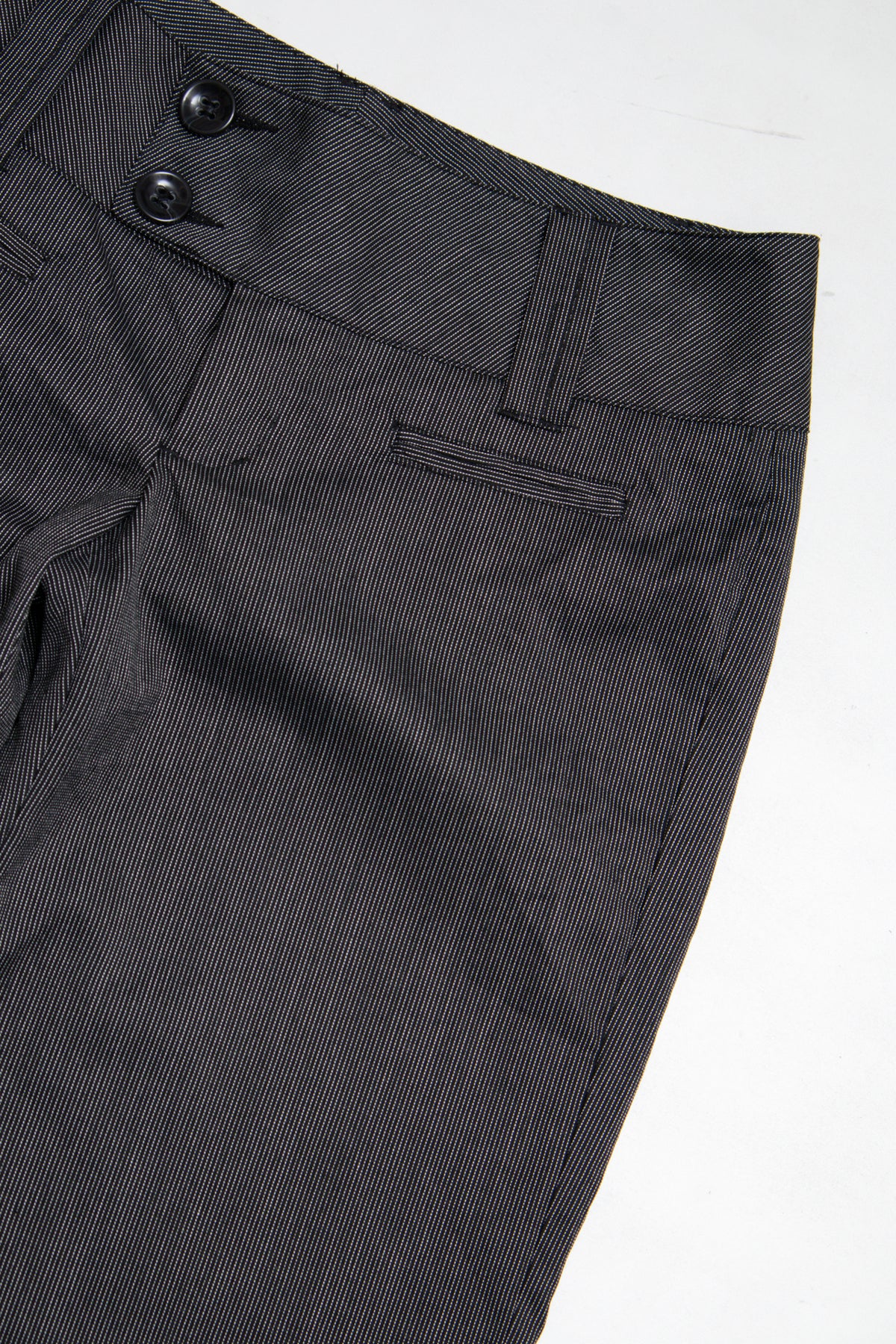 #100 Spacegirly Capris Black | c. 209 | Size 8