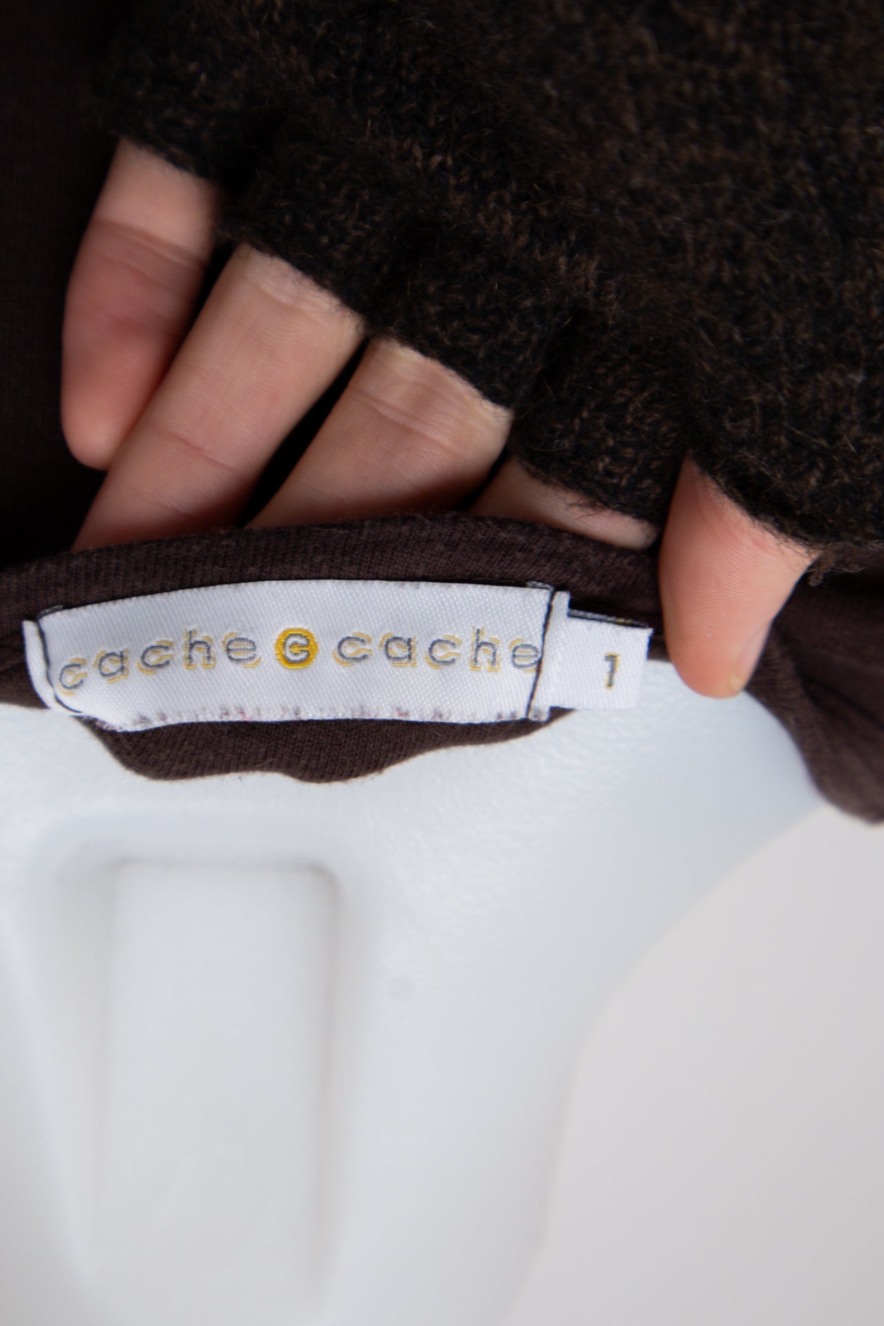 #094 Cache Cache T-shirt Brown | c. 199 | Size 6/8