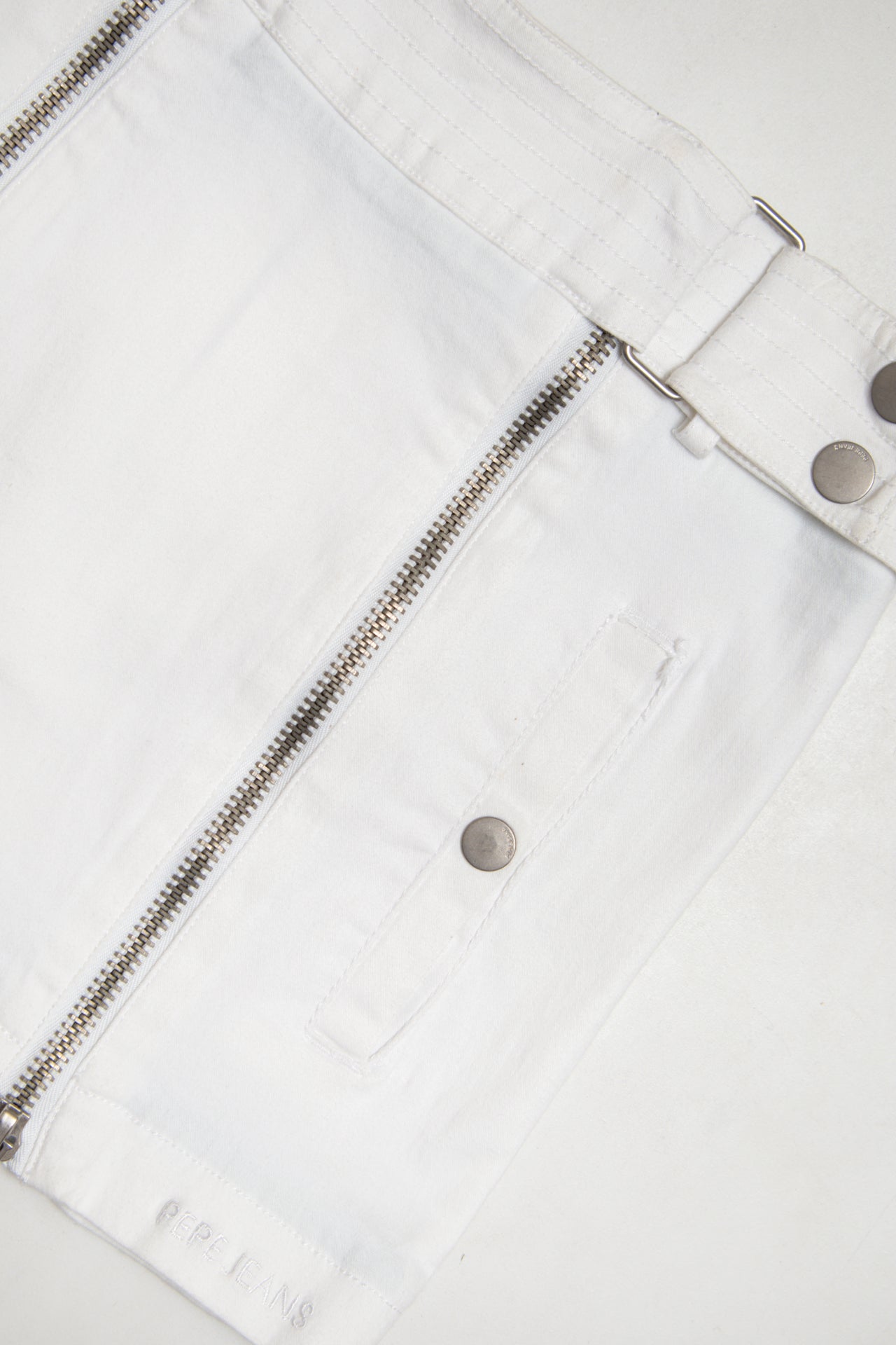 #152 Pepe Jeans London Mini Skirt White | c. 181 | Size 8