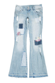 #067 Almost Famous Jeans Blue | c. 212 | Size 8